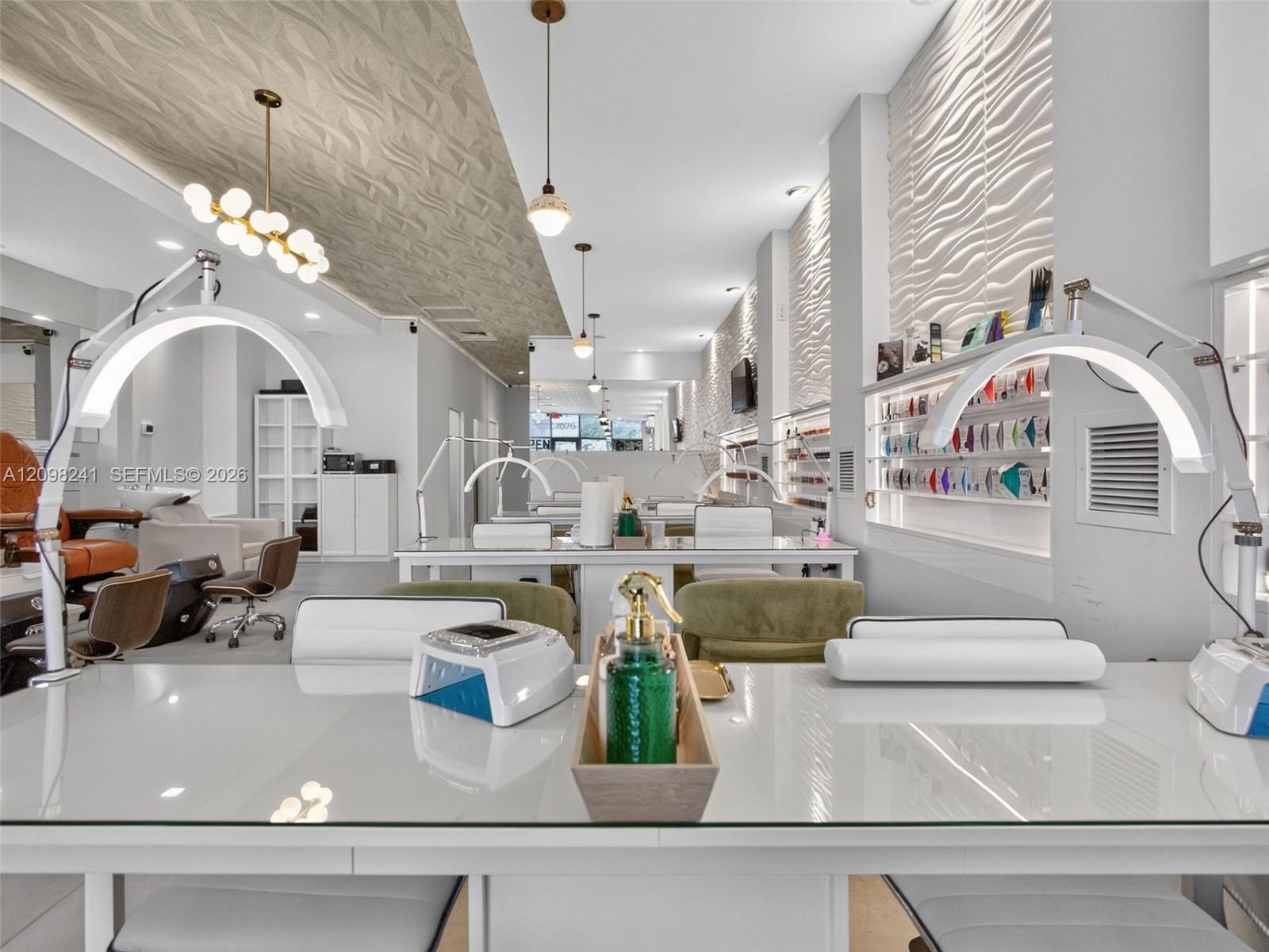 Coral Way Property Photo 8