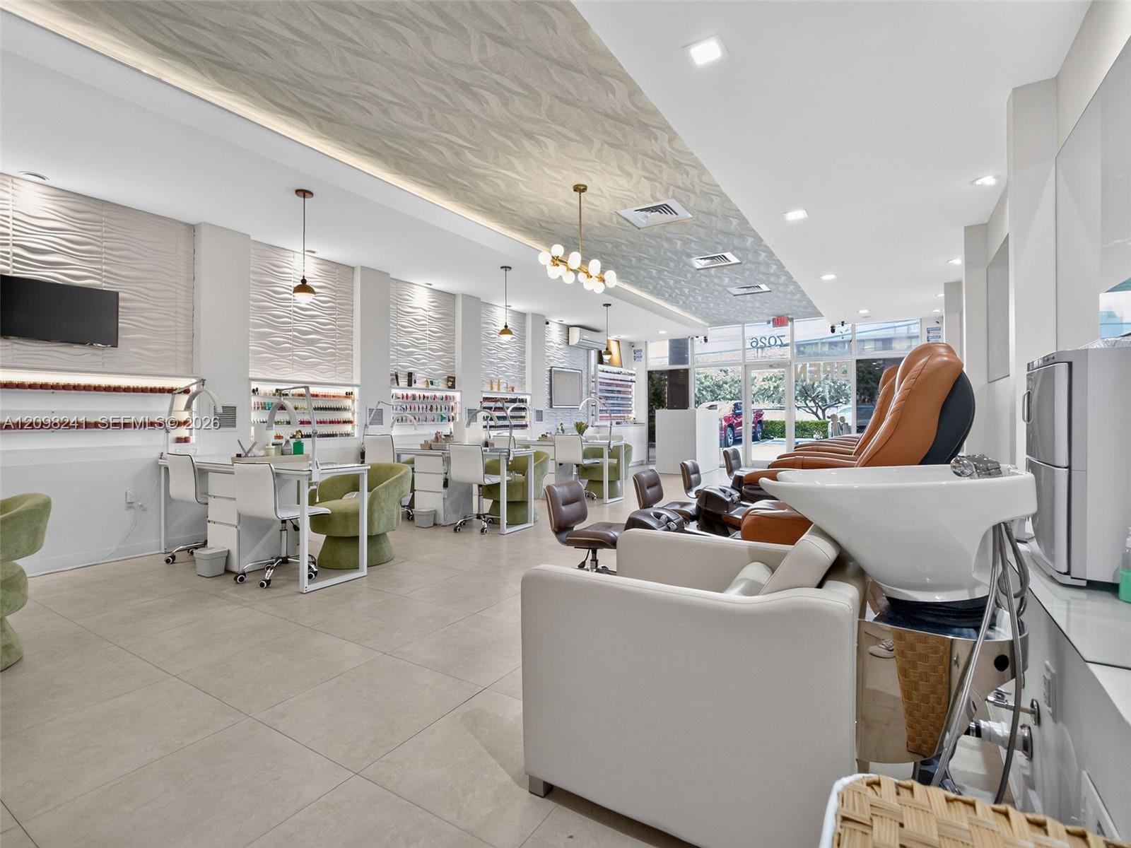 Coral Way Property Photo 12
