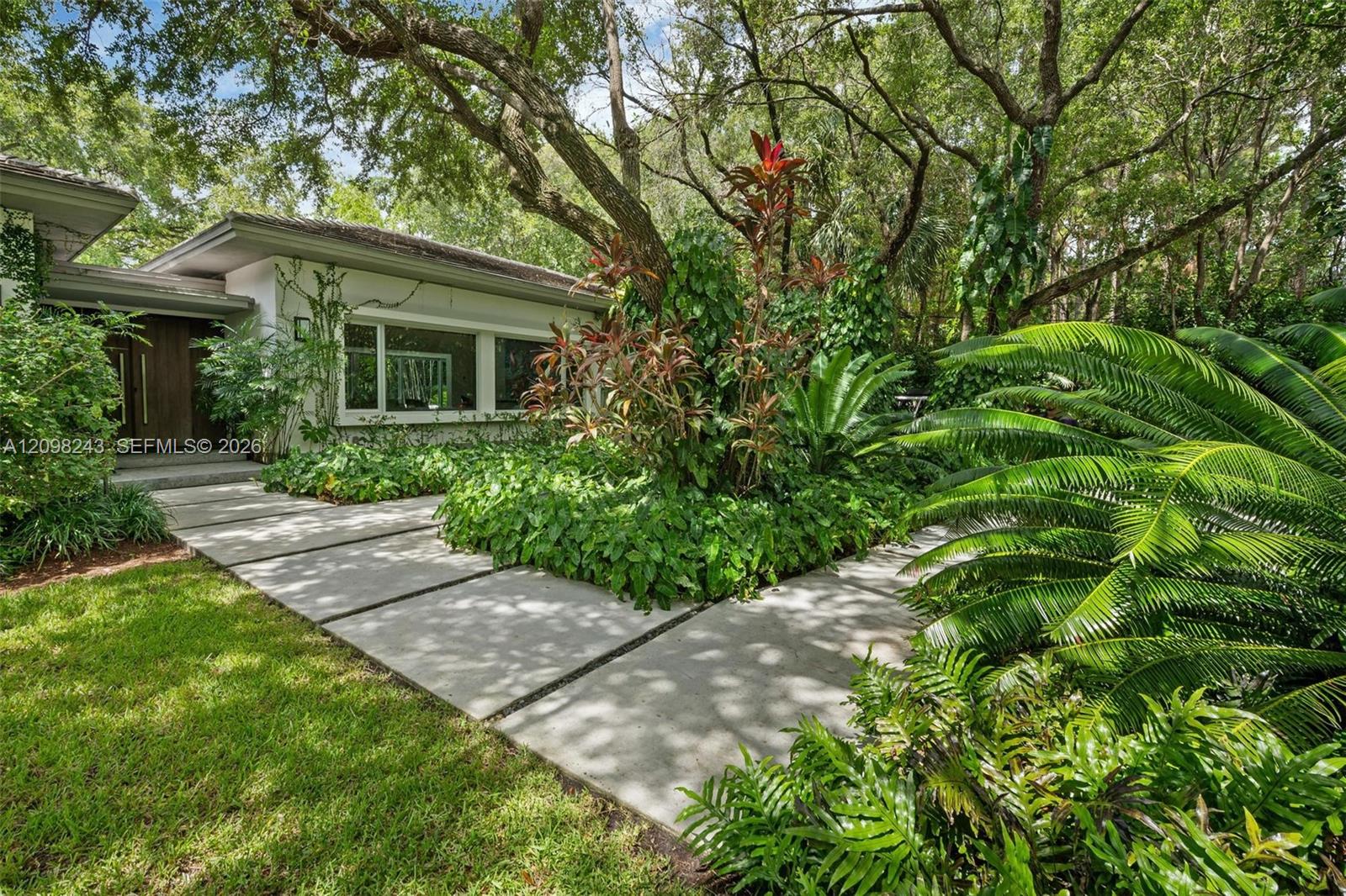 6080 Sw 102nd Street Property Photo 1