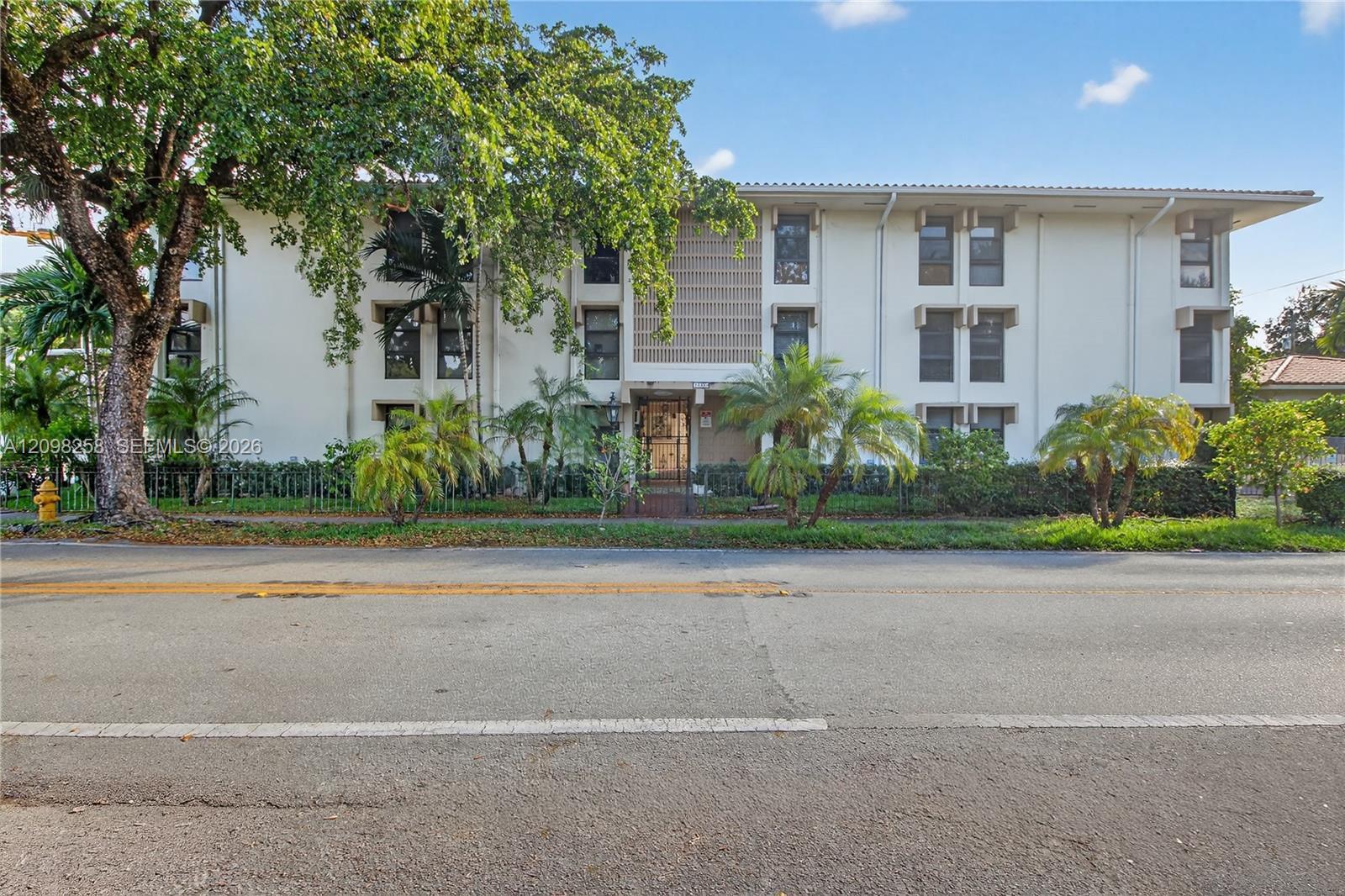 1600 S Le Jeune Road 7 Property Photo 1