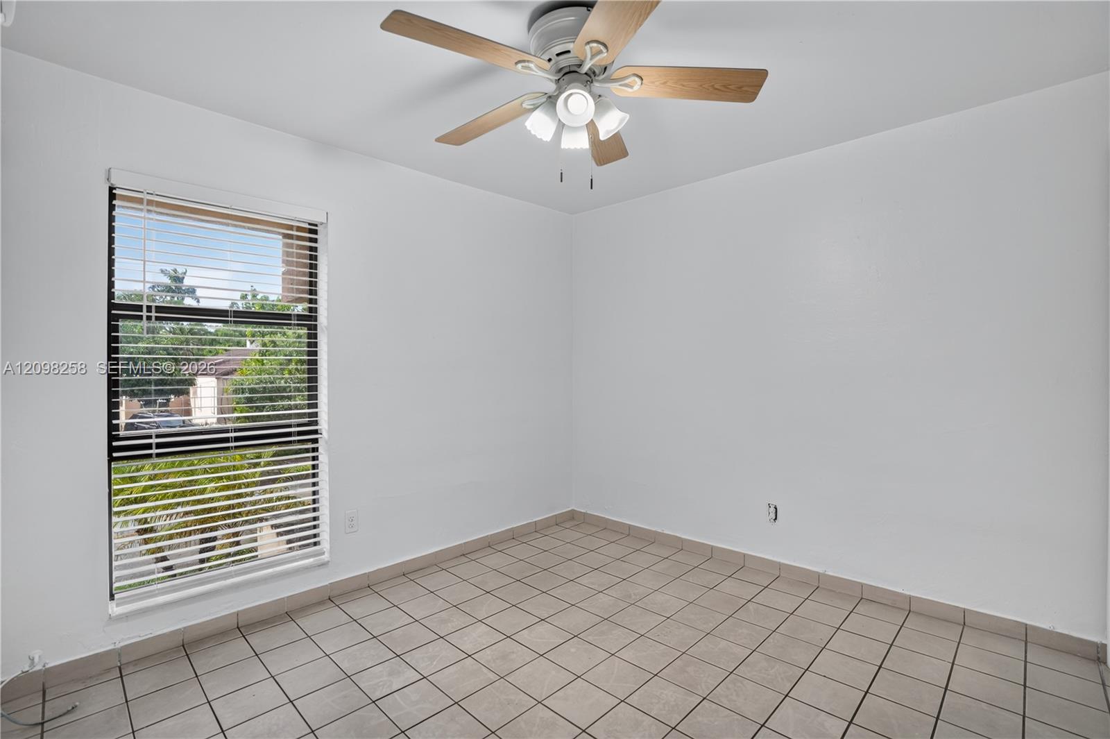 1600 S Le Jeune Road 7 Property Photo 13