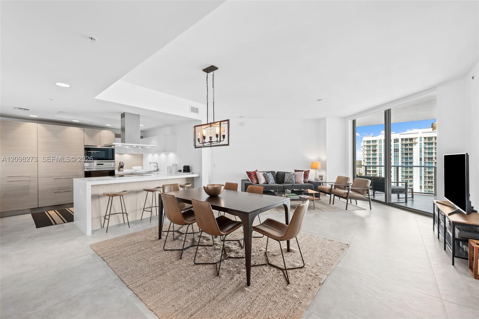 17111 Biscayne Boulevard 2103 Property Photo 4