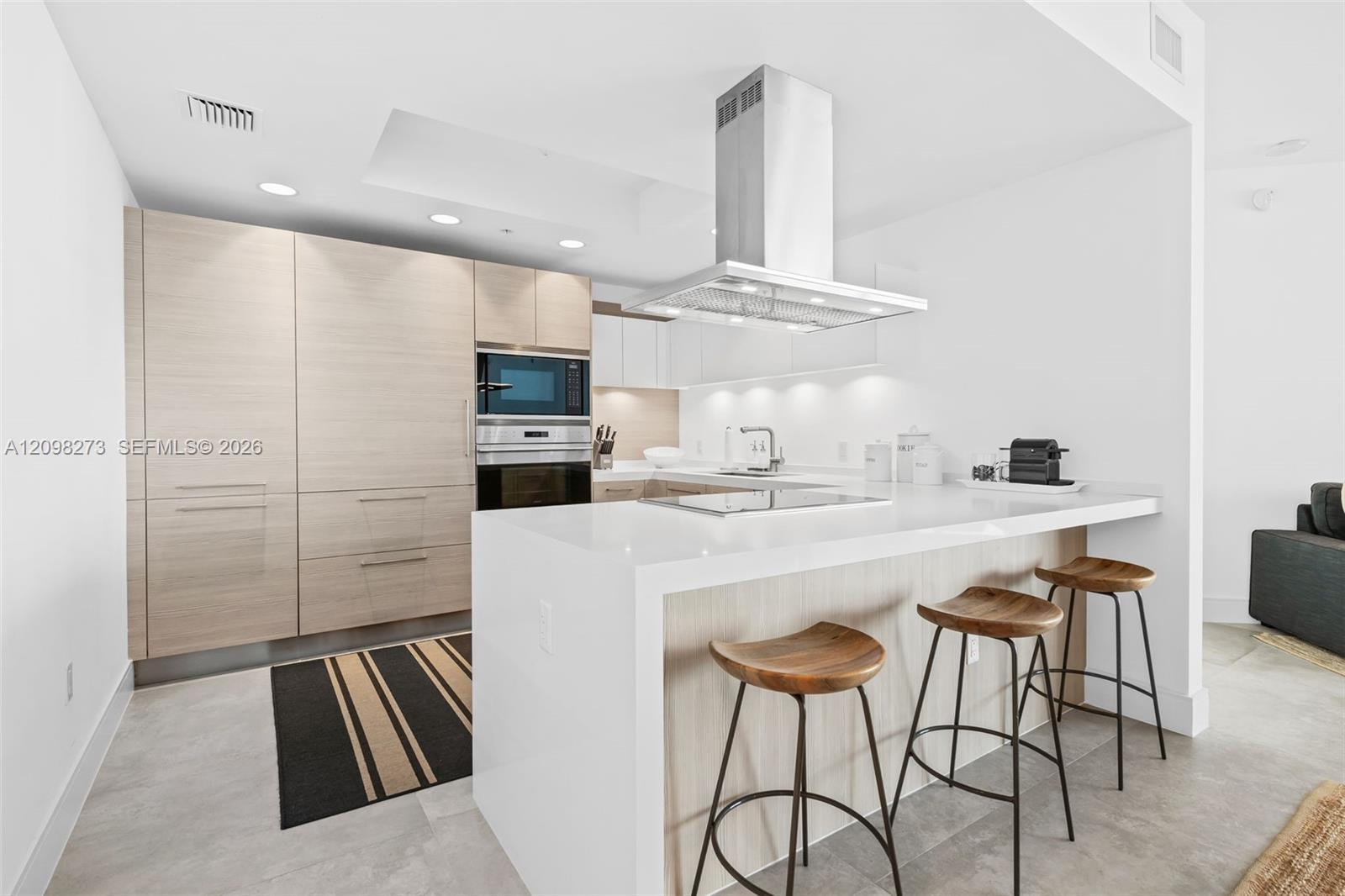 17111 Biscayne Boulevard 2103 Property Photo 6