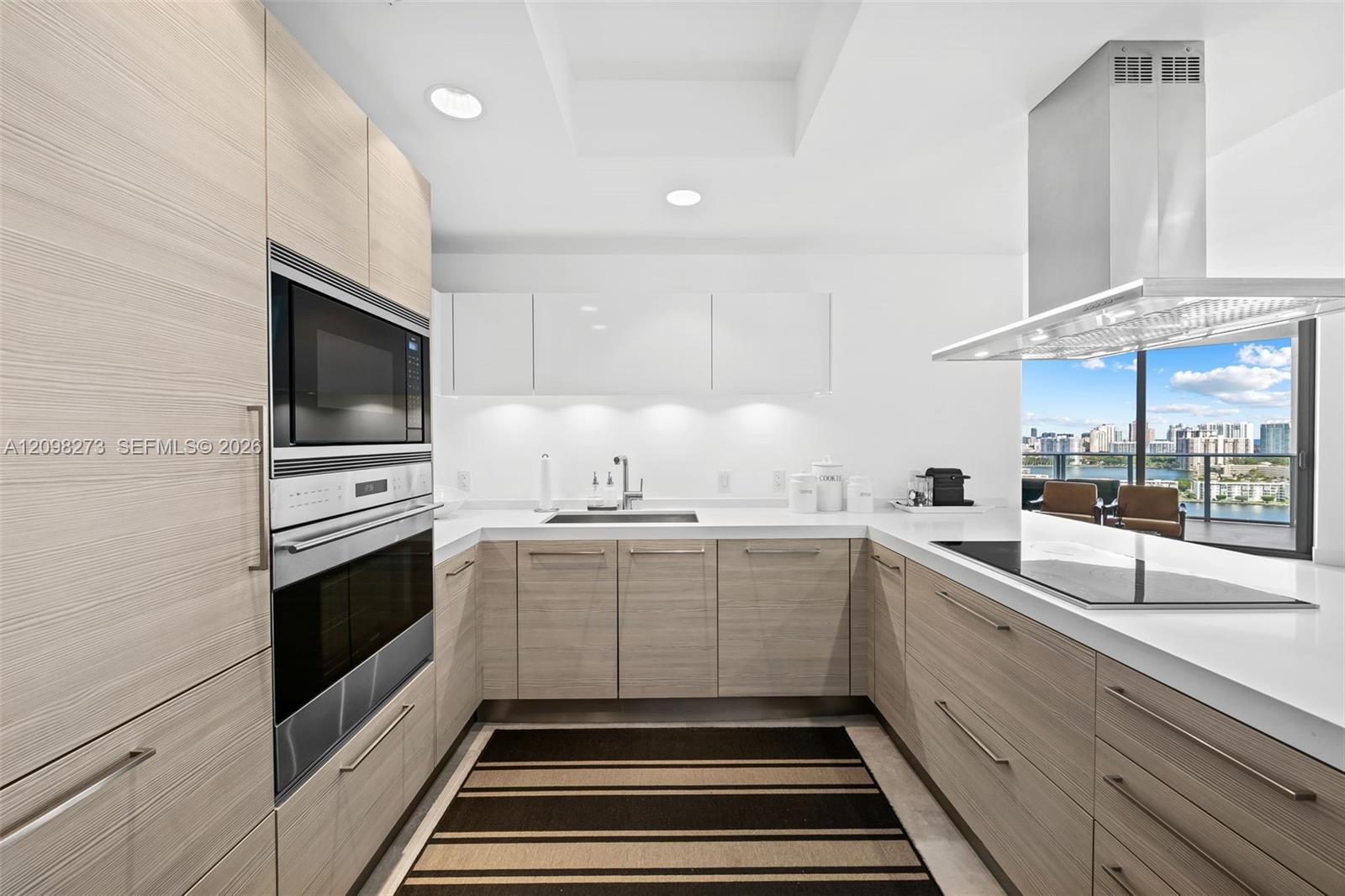 17111 Biscayne Boulevard 2103 Property Photo 8