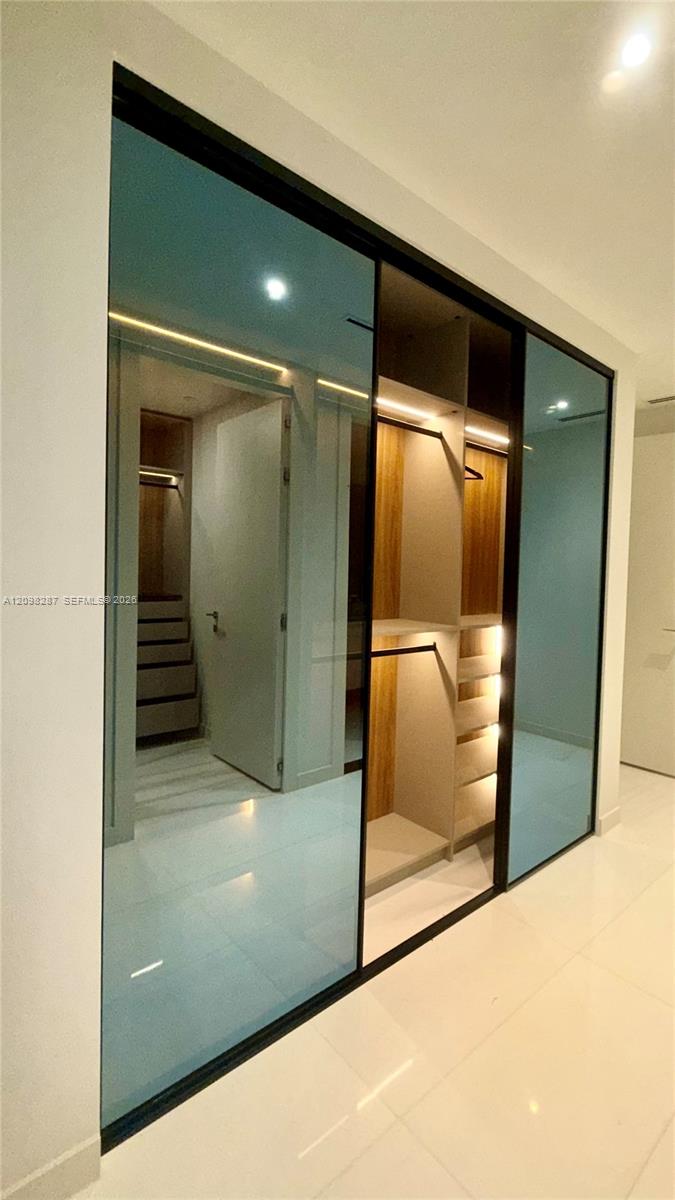 300 Biscayne Boulevard Way 2606w Property Photo 7