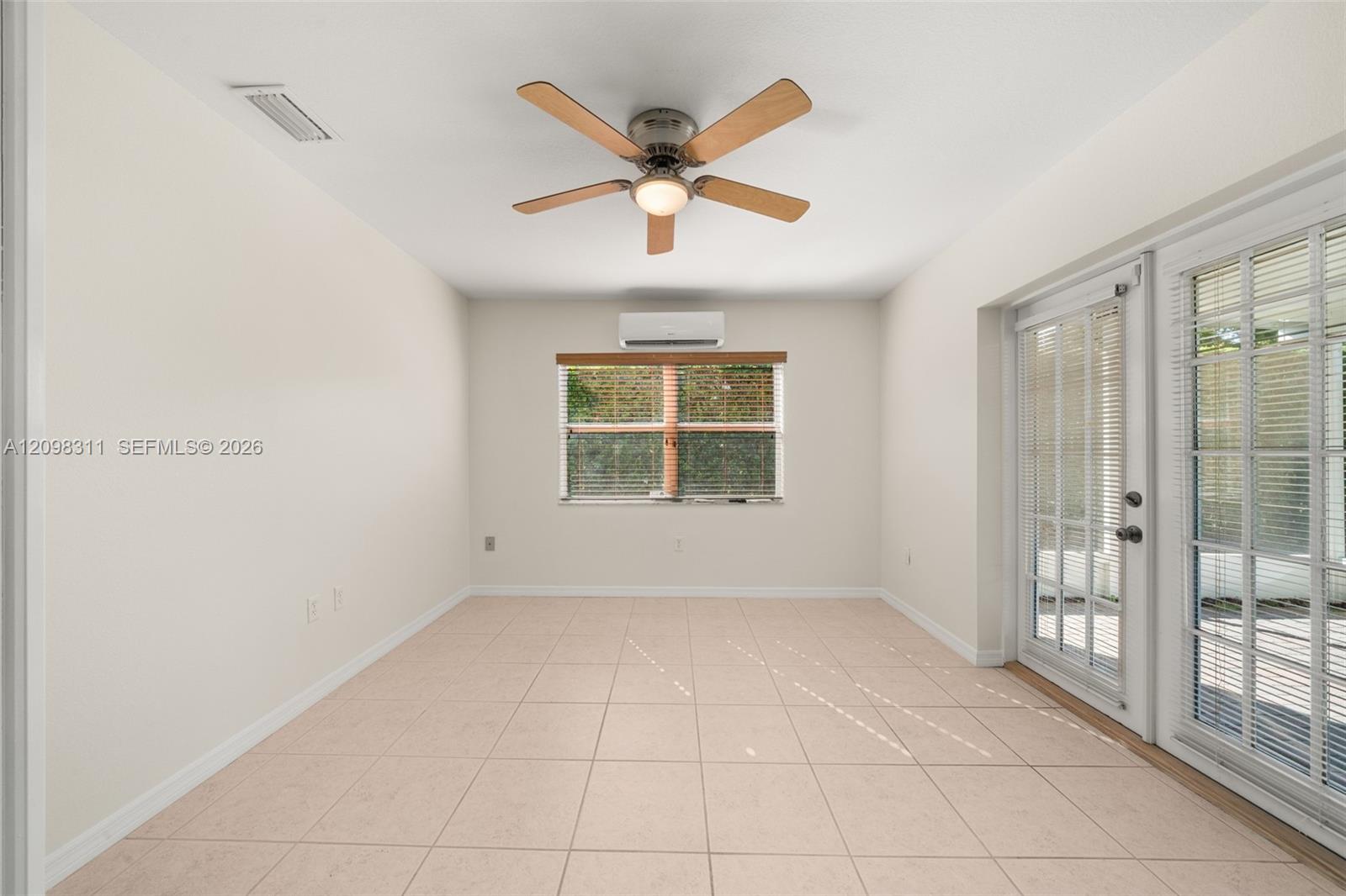 123 Swallow Avenue Property Photo 28