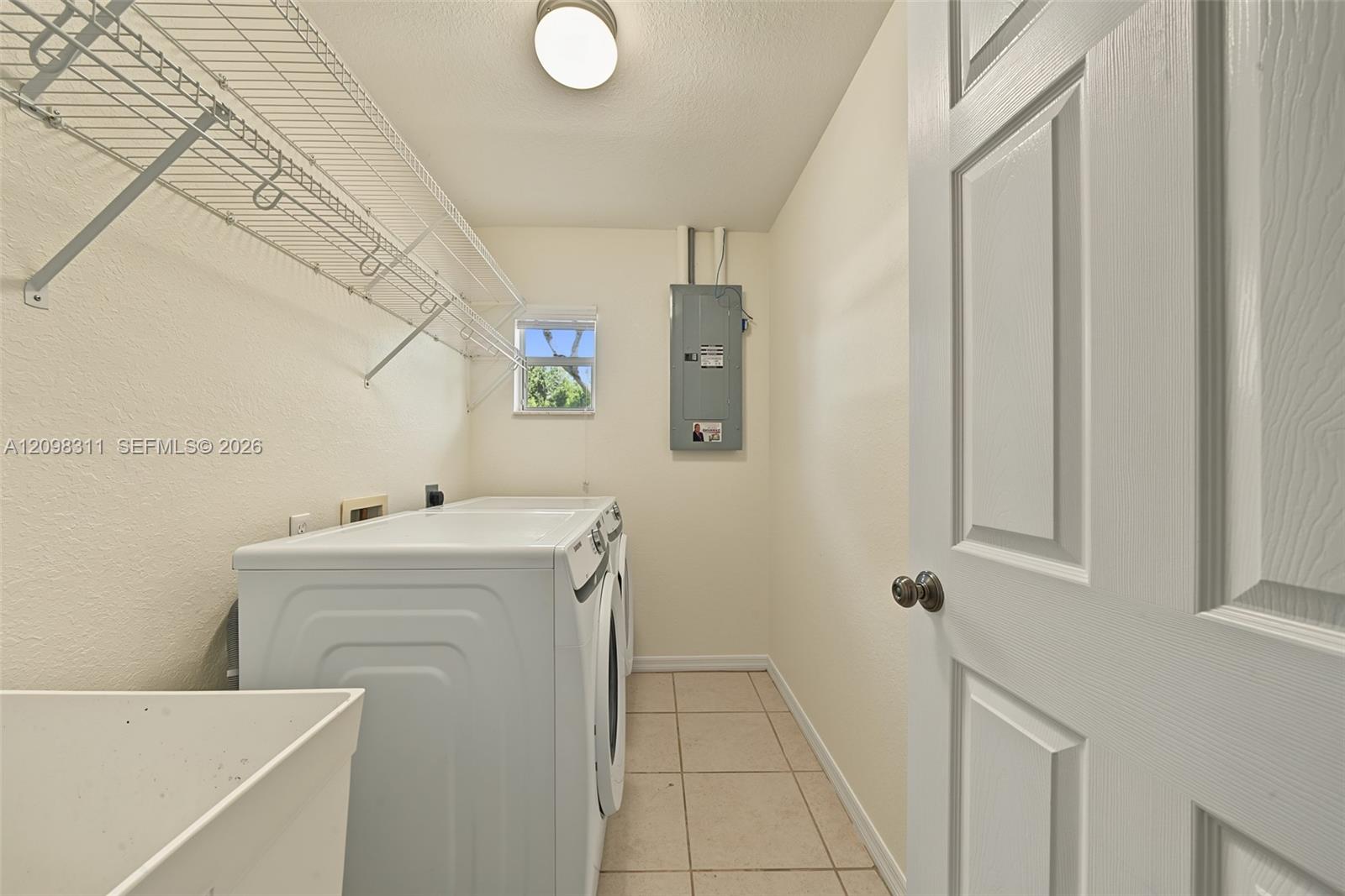 123 Swallow Avenue Property Photo 31