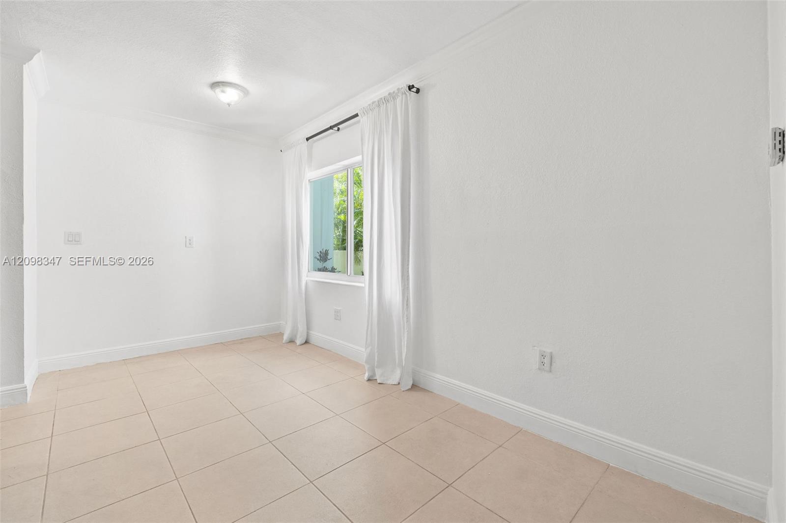 95 Edgewater Drive 102 Property Photo 7