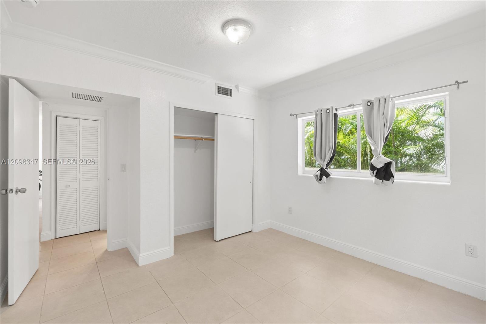 95 Edgewater Drive 102 Property Photo 11