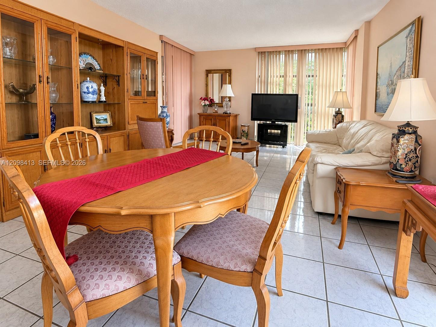 A12098413 Property Photo 3