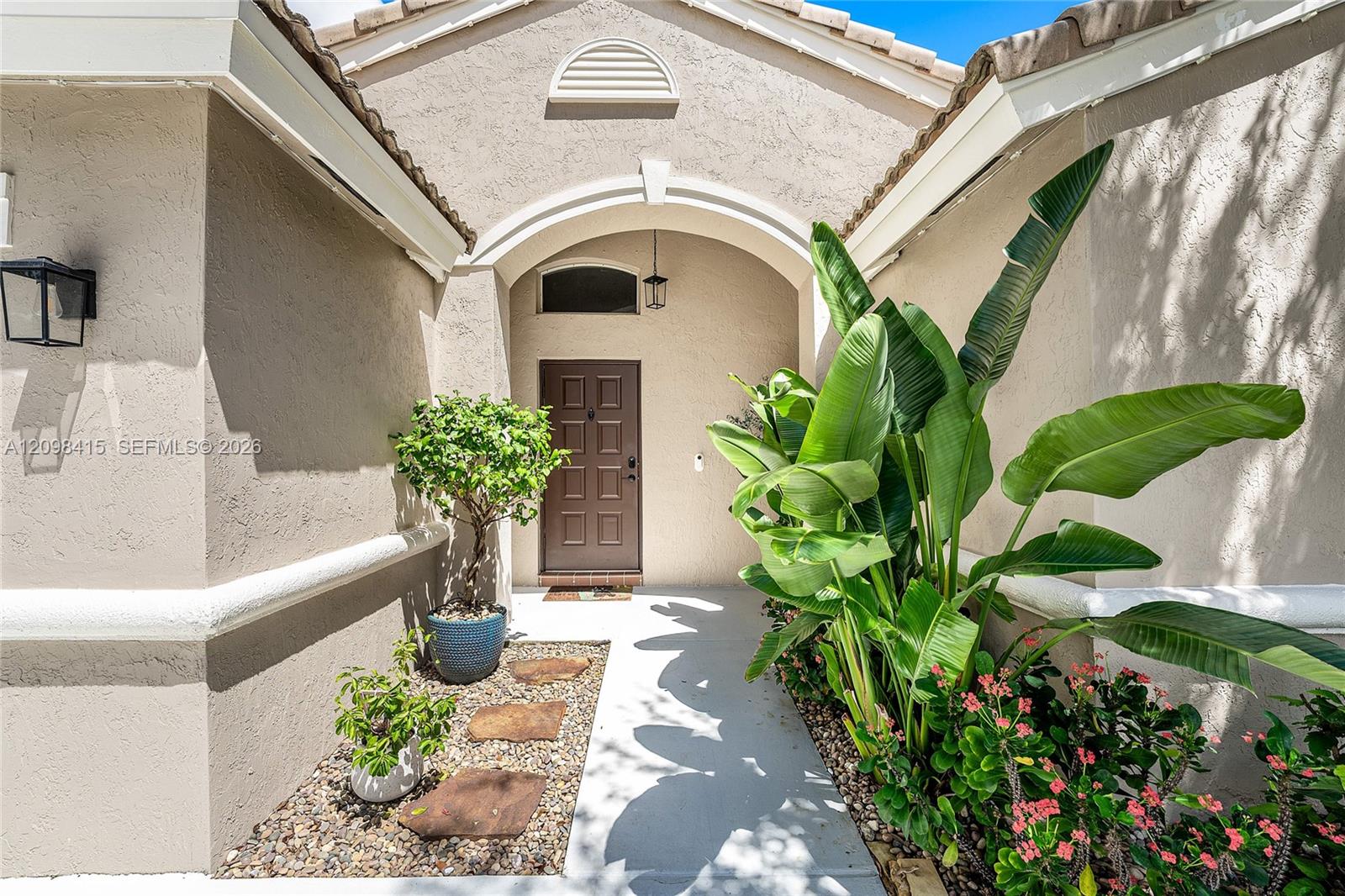 A12098415 Property Photo 4