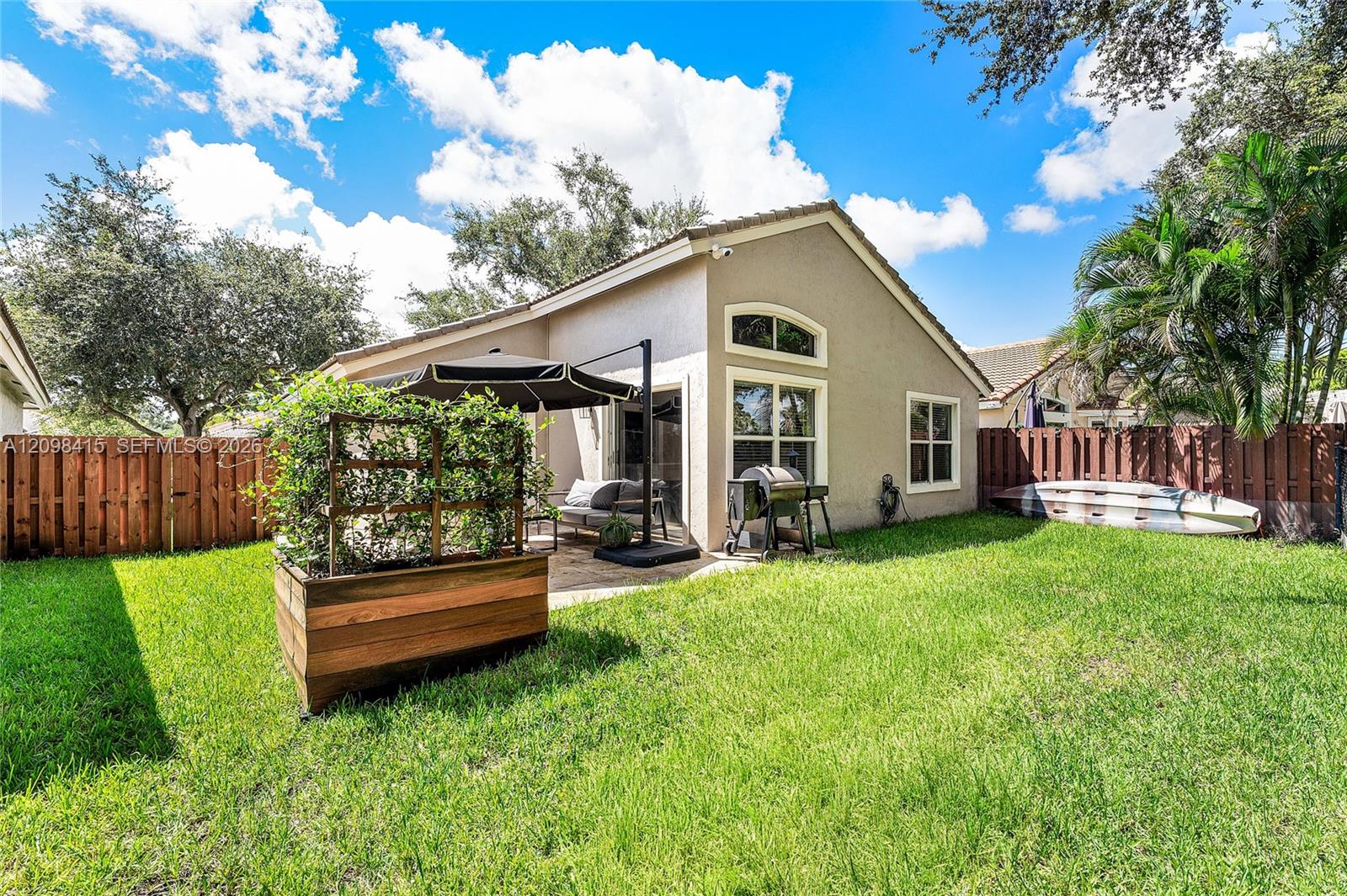 A12098415 Property Photo 8