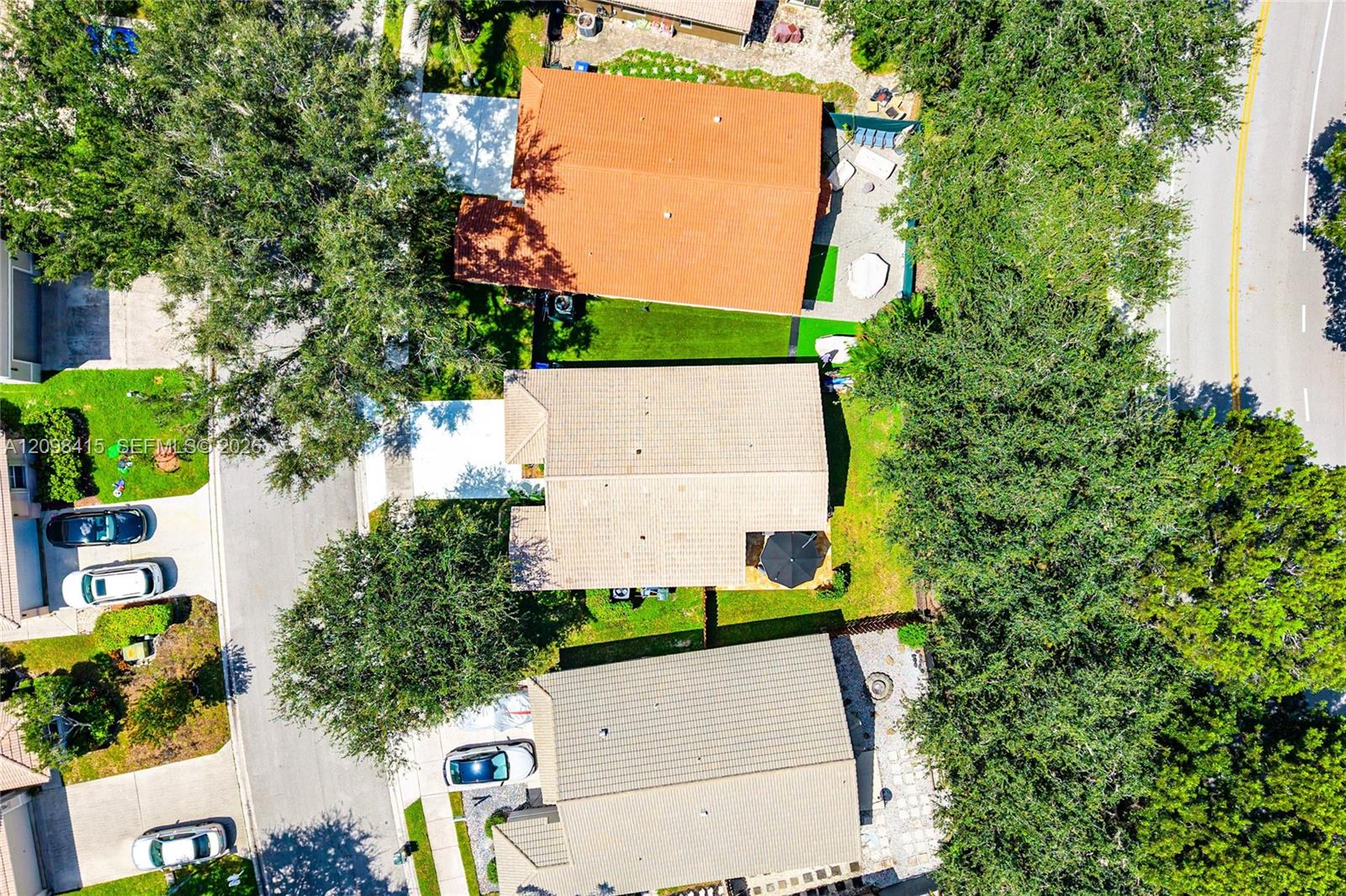 A12098415 Property Photo 16