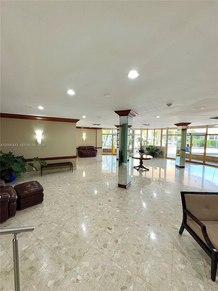 100 Golden Isles Drive 806 Property Photo 64