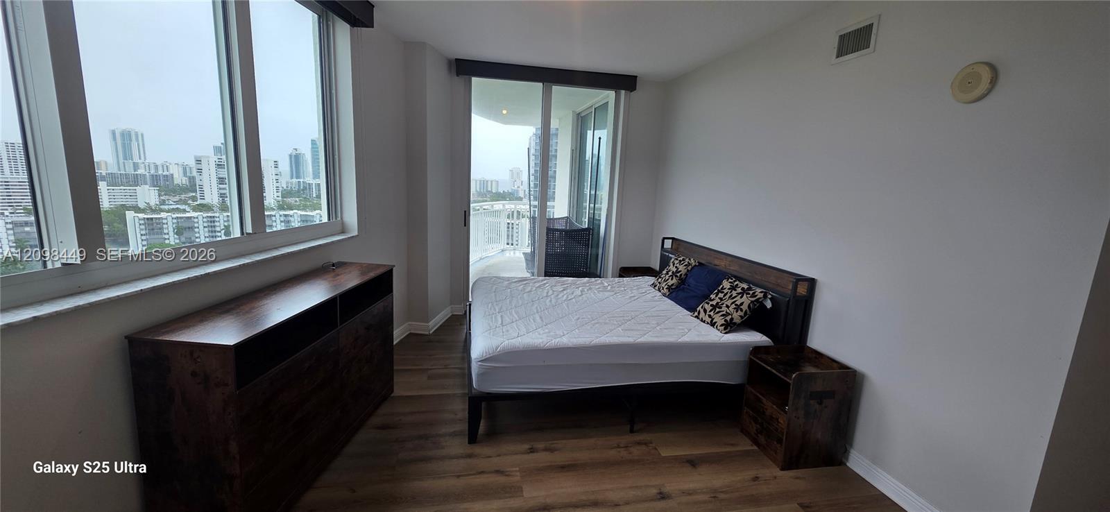 1755 E Hallandale Beach Boulevard 1803e Property Photo 26