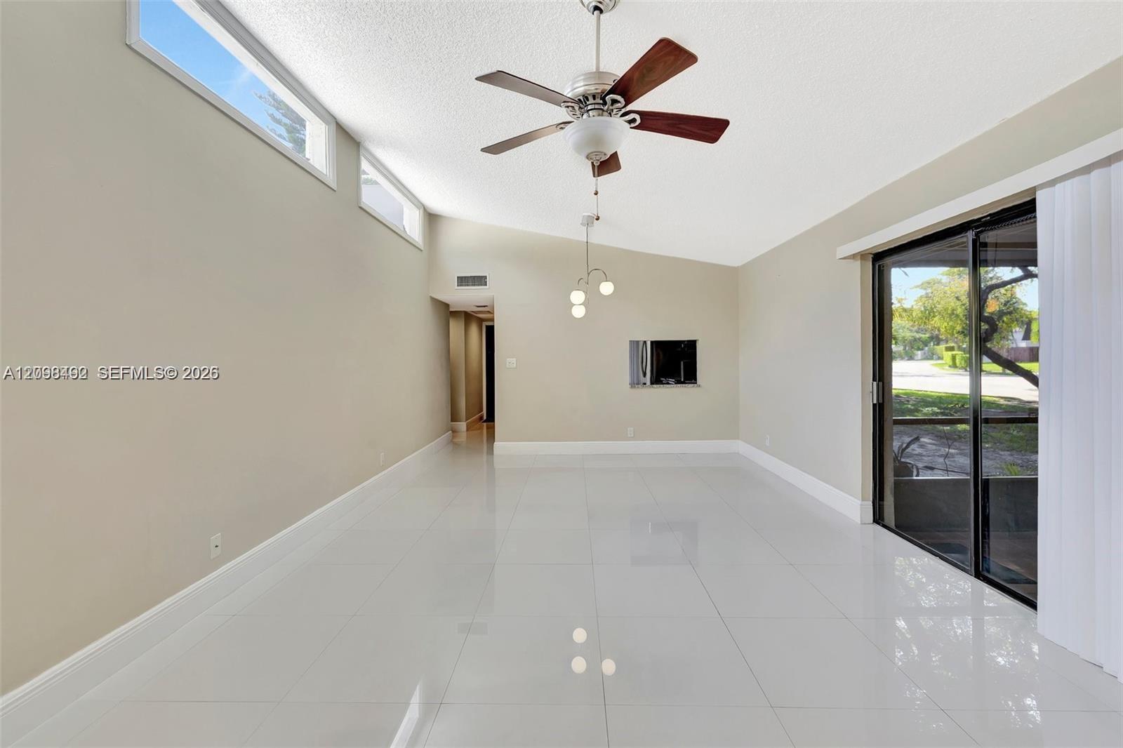 5701 Swordfish Circle Property Photo 2