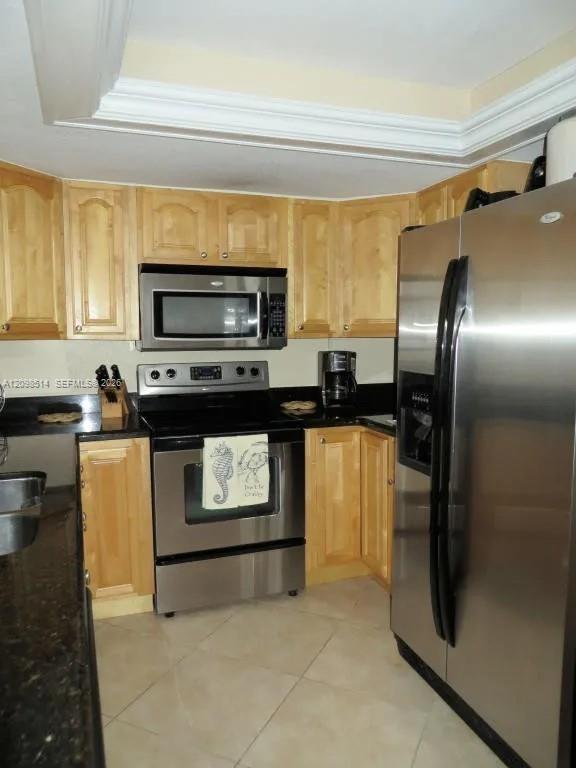 2400 S Ocean Drive 2212 Property Photo 3