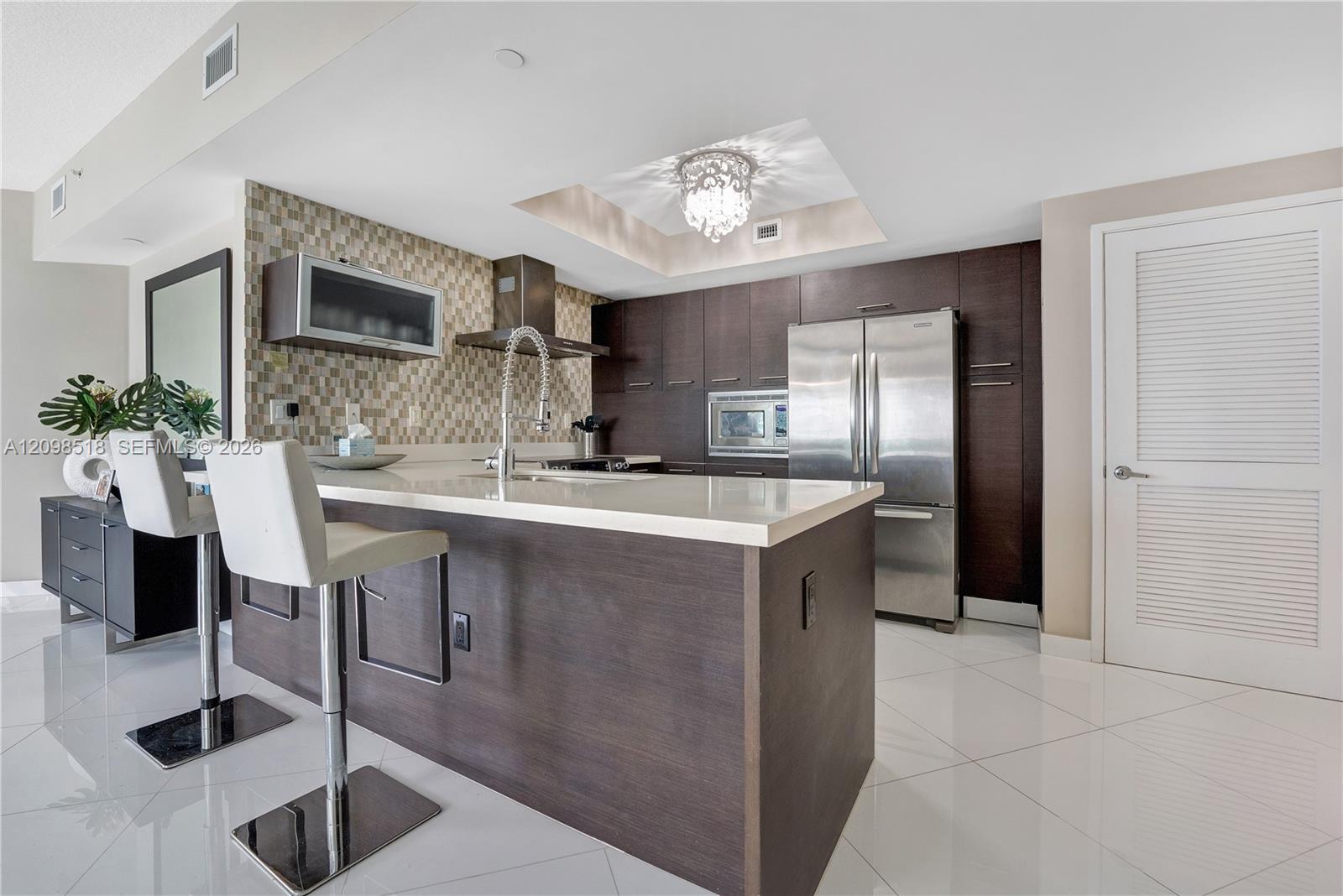 250 Sunny Isles Boulevard 3-ph5 Property Photo 8
