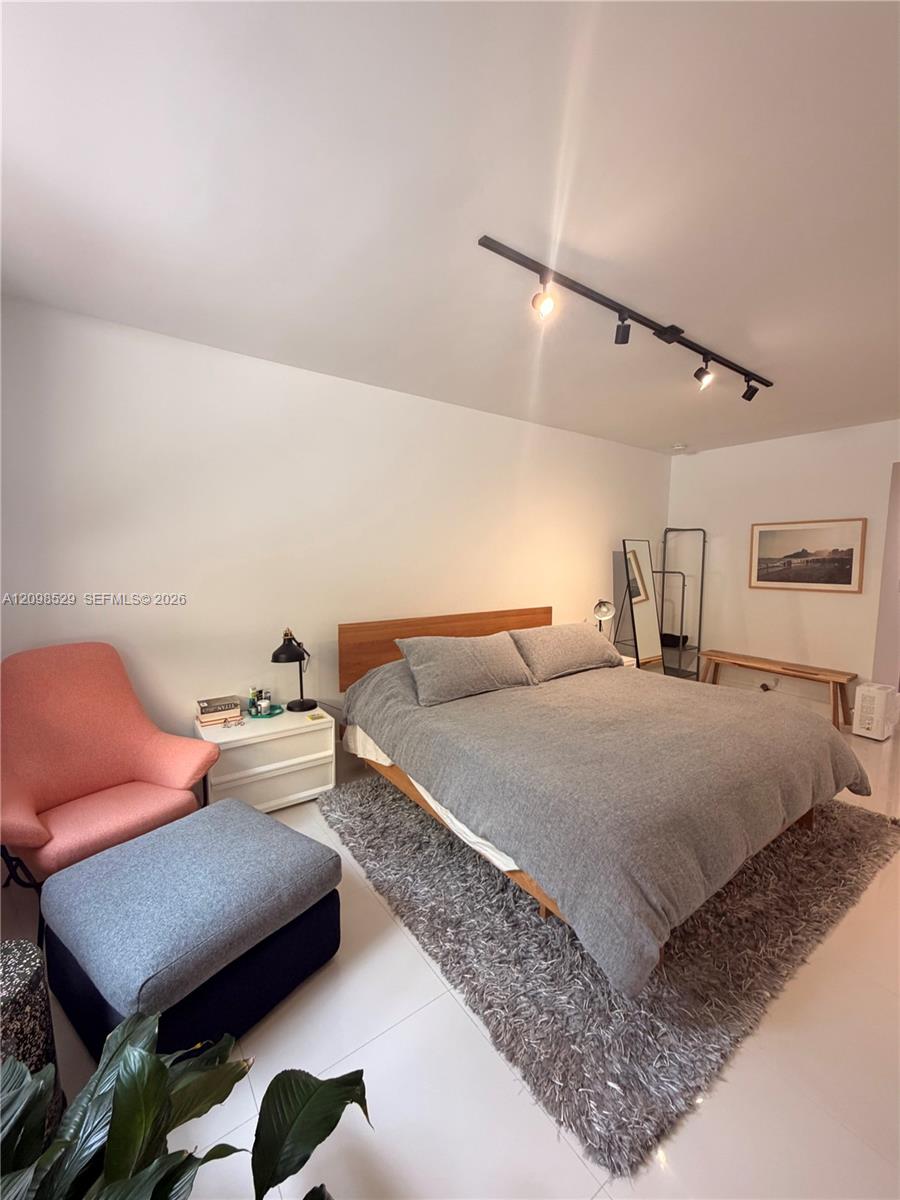 181 Crandon Boulevard 109 Property Photo 14