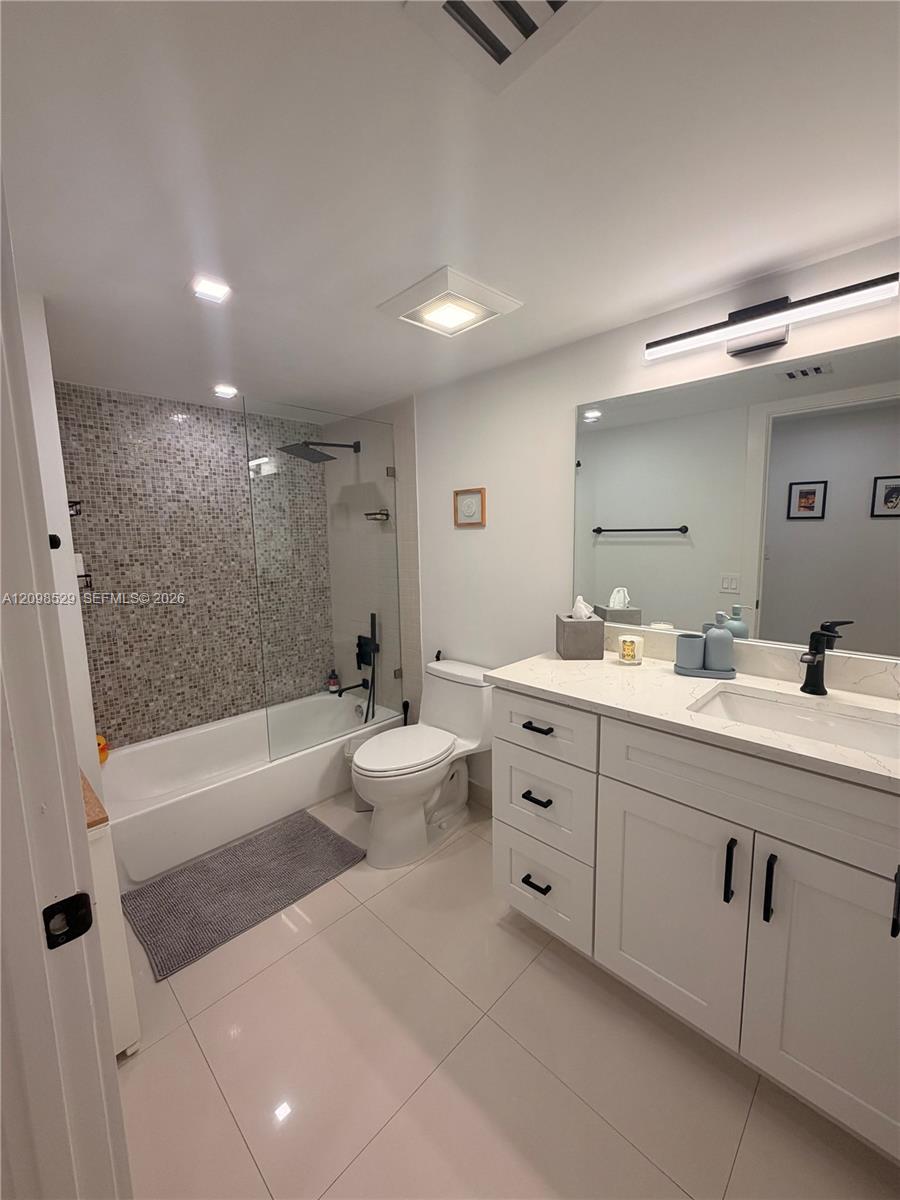 181 Crandon Boulevard 109 Property Photo 23