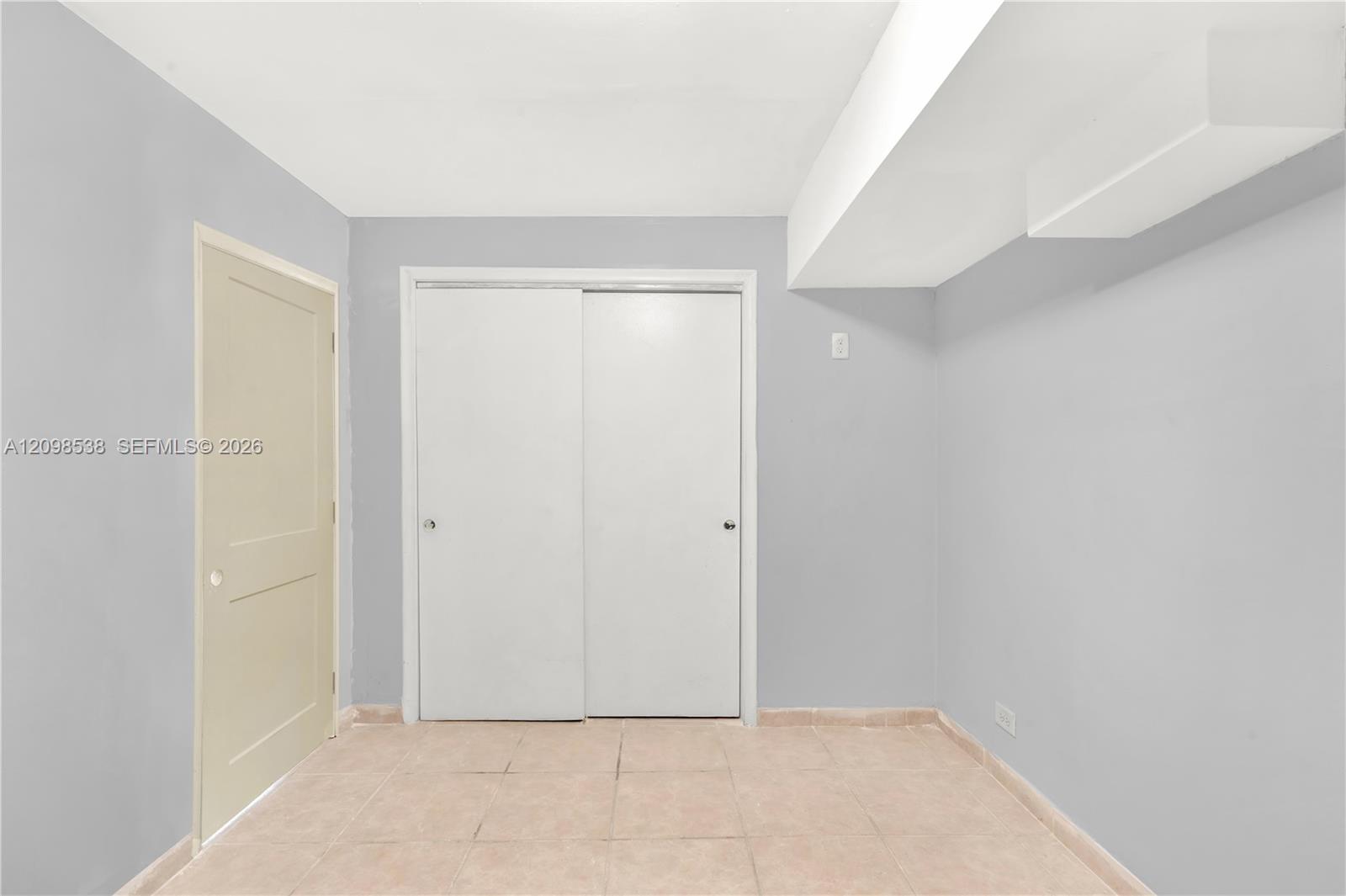 951 W 30th Street Property Photo 15