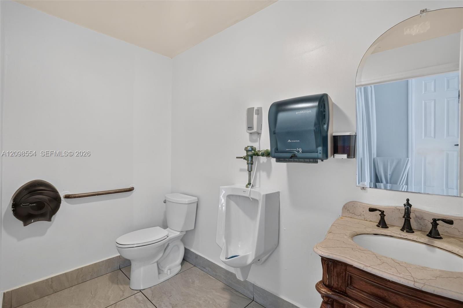 Banquet Hall Banquet Hall For Sale On Coral Way Property Photo 20