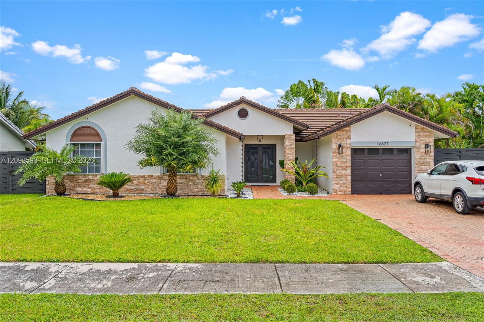 16627 Sw 144th Court Property Photo 1