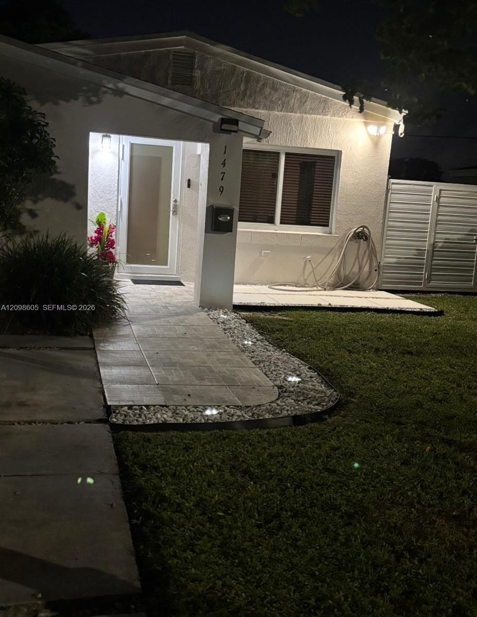 A12098605 Property Photo 2