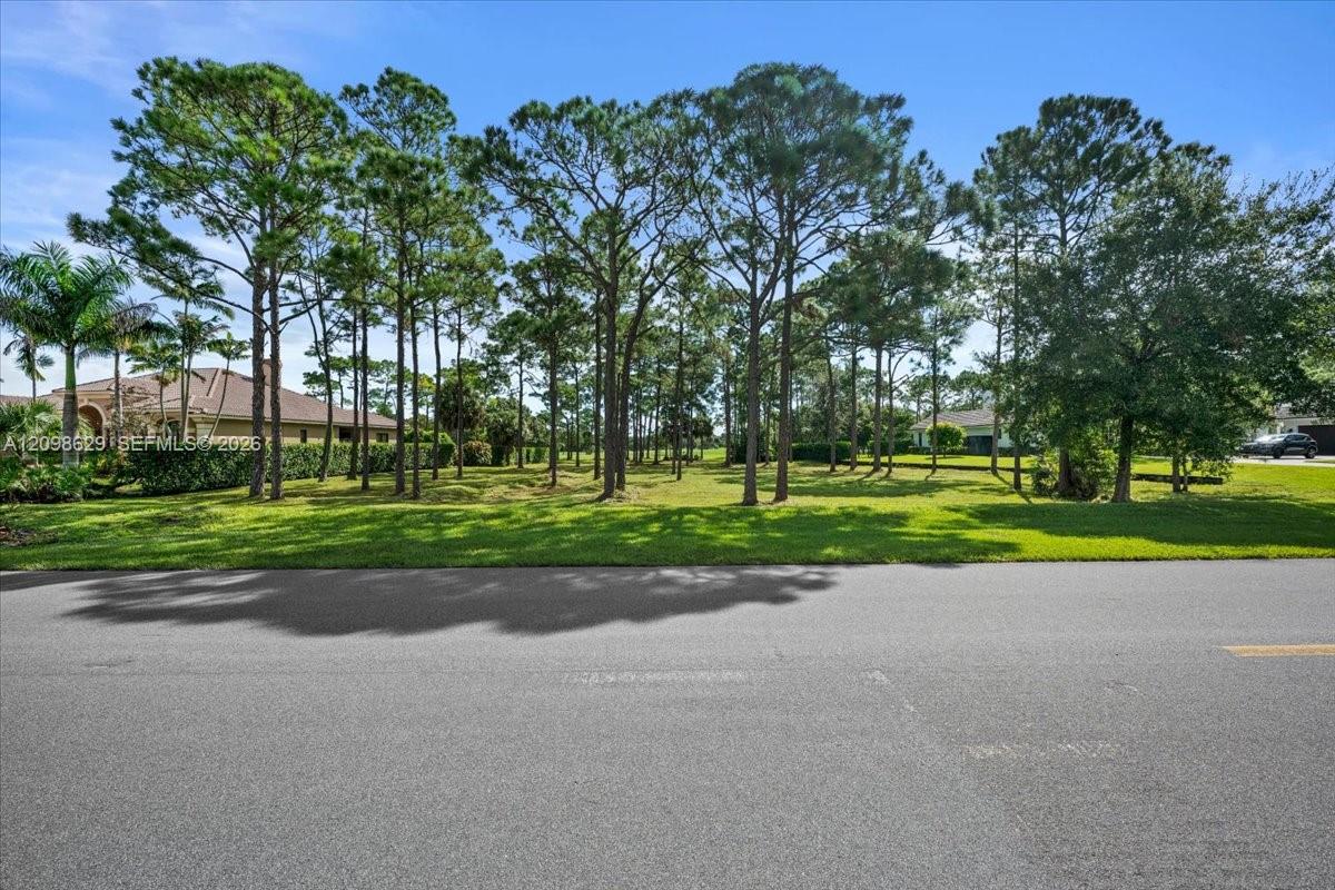 18883 Se Old Trail Drive W Property Photo 16