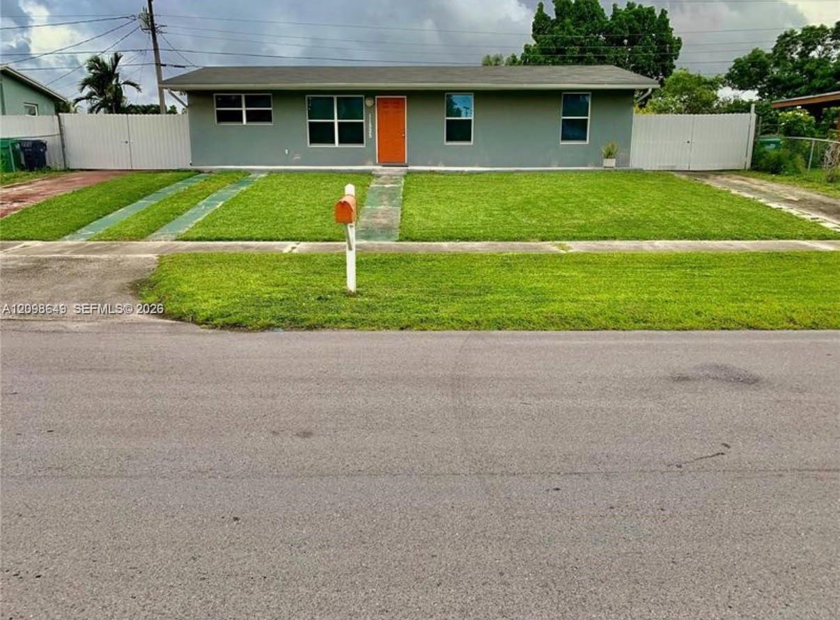 11525 Sw 187th Terrace Property Photo 1