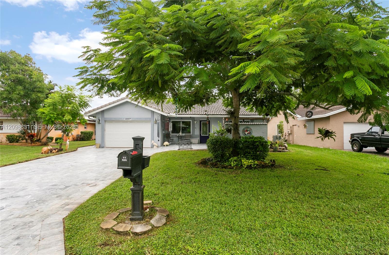 10307 70th Street Property Photo 1