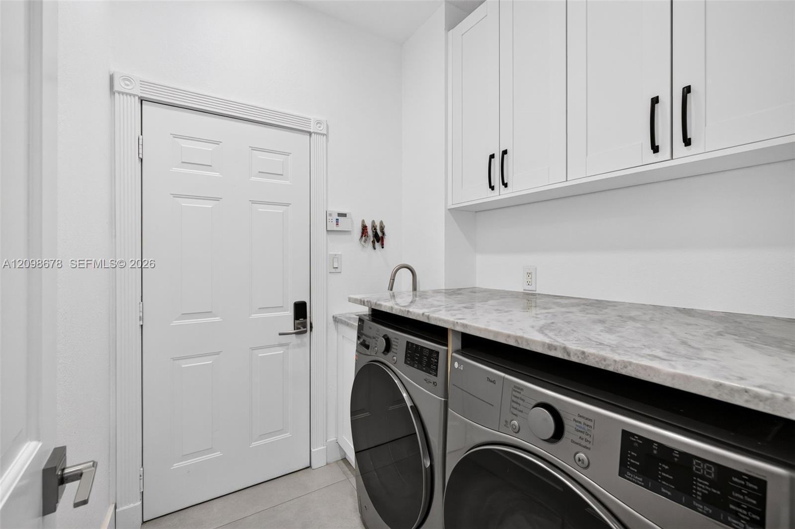 200 Ne 14th Avenue 6 Property Photo 42