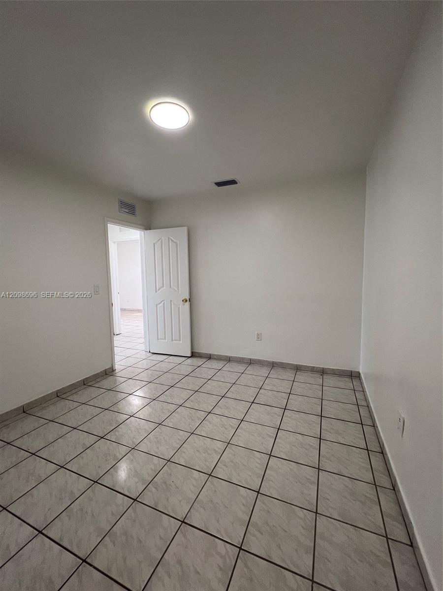 69 E 50th Place Property Photo 16