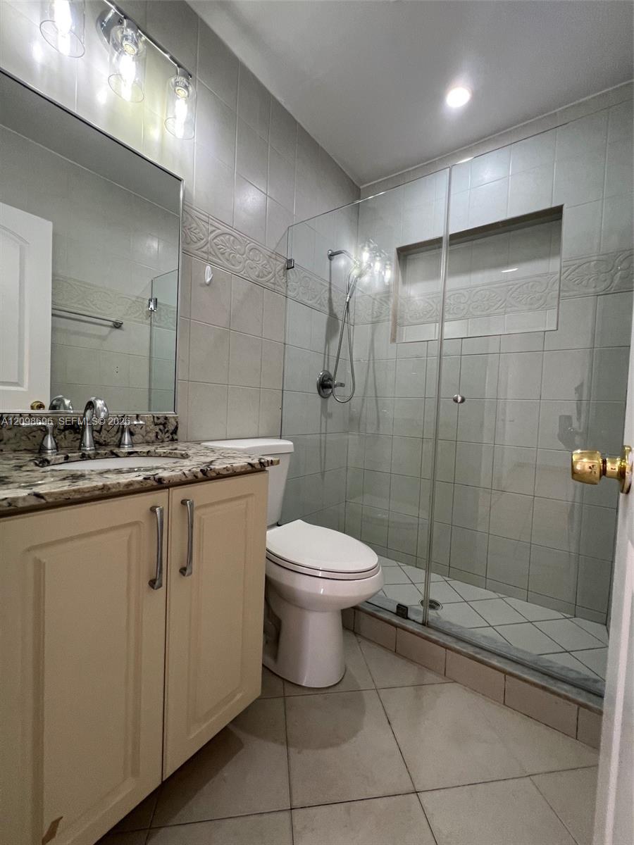 69 E 50th Place Property Photo 17