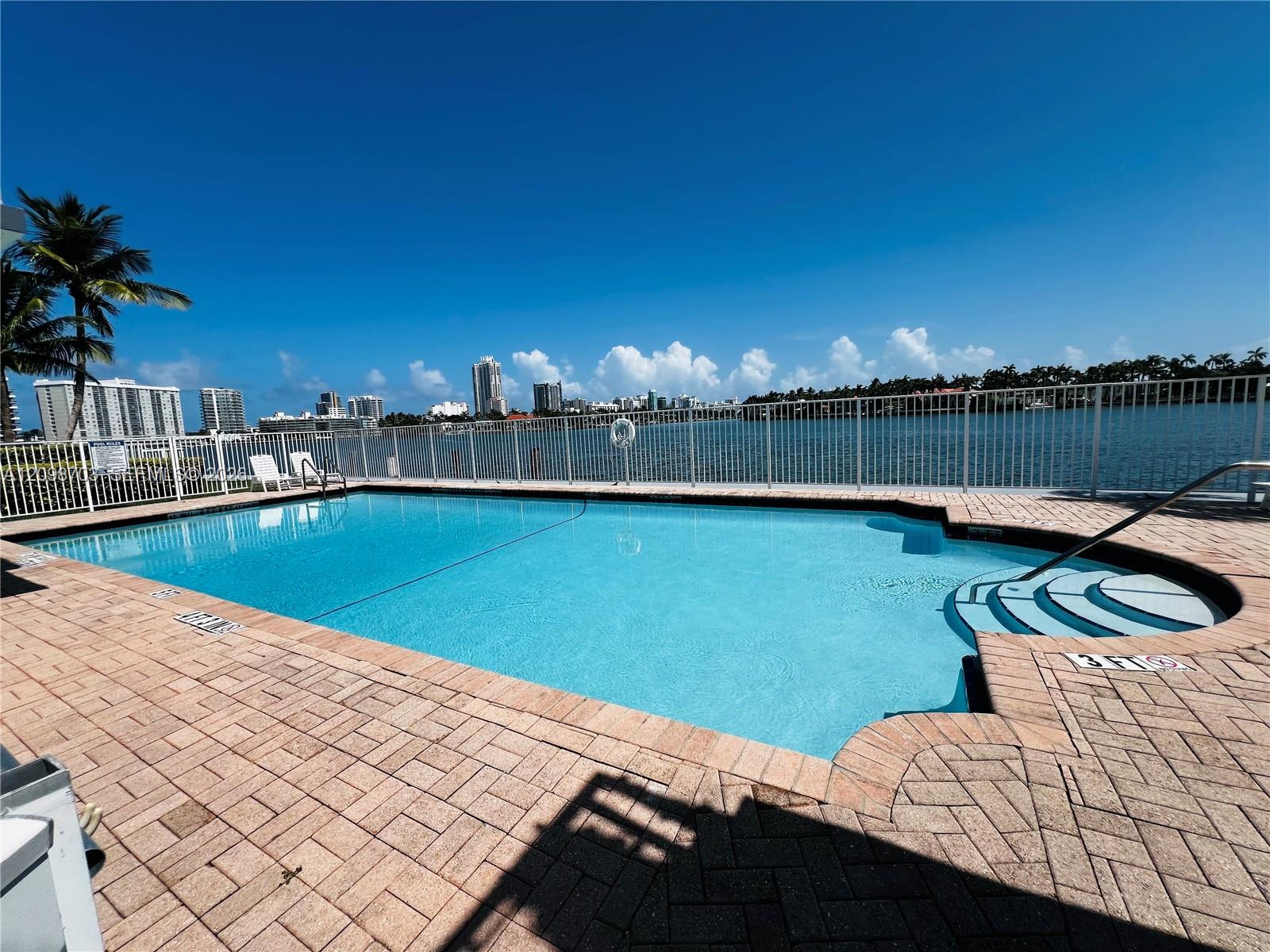950 Bay Drive 7 Property Photo 2