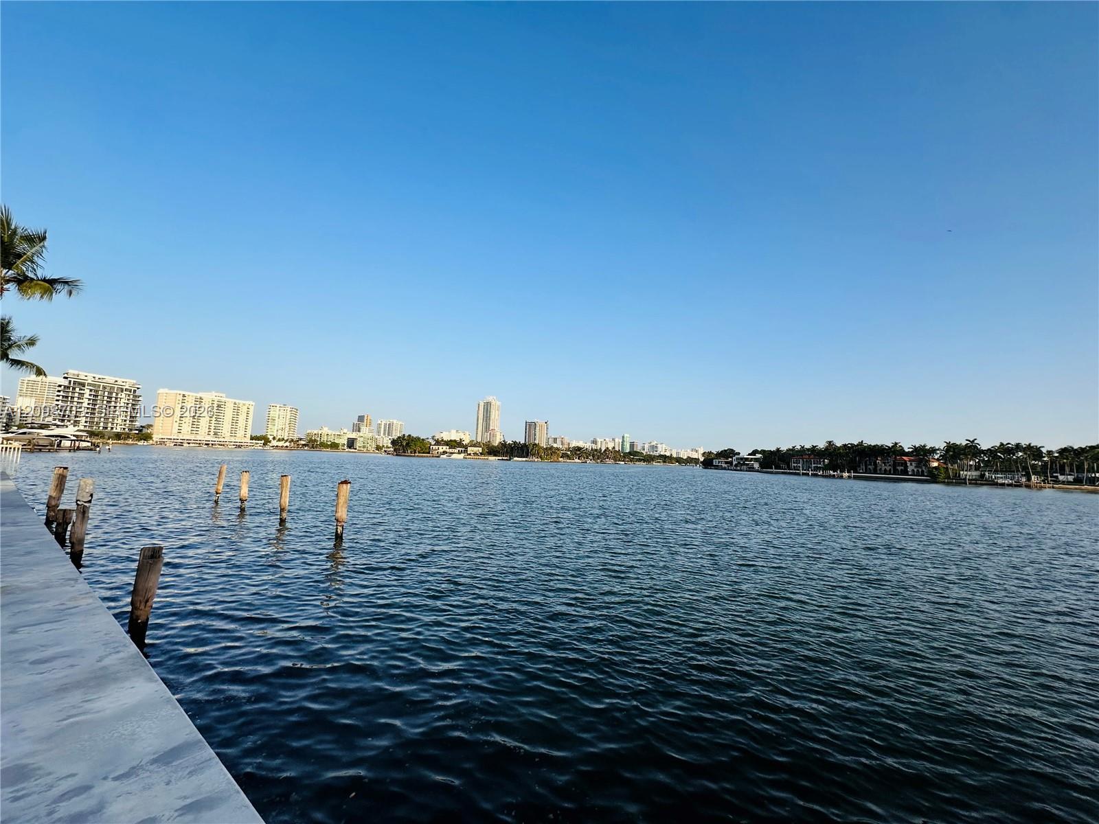 950 Bay Drive 7 Property Photo 17
