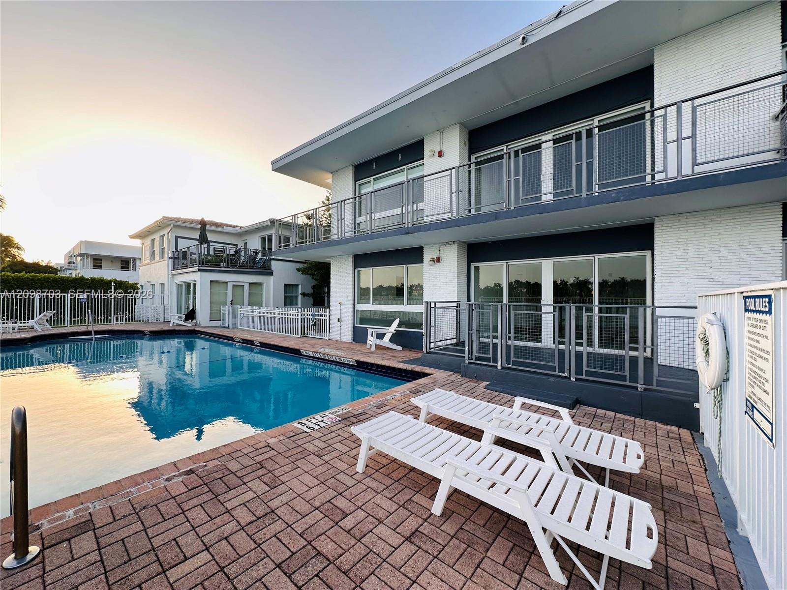 950 Bay Drive 7 Property Photo 22