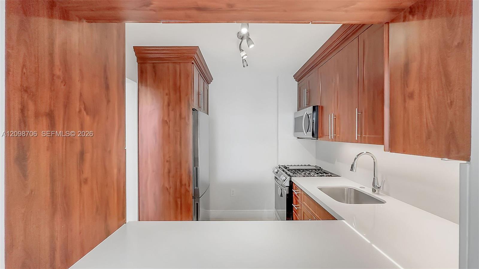 13120 Sw 92nd Avenue B-412 Property Photo 4