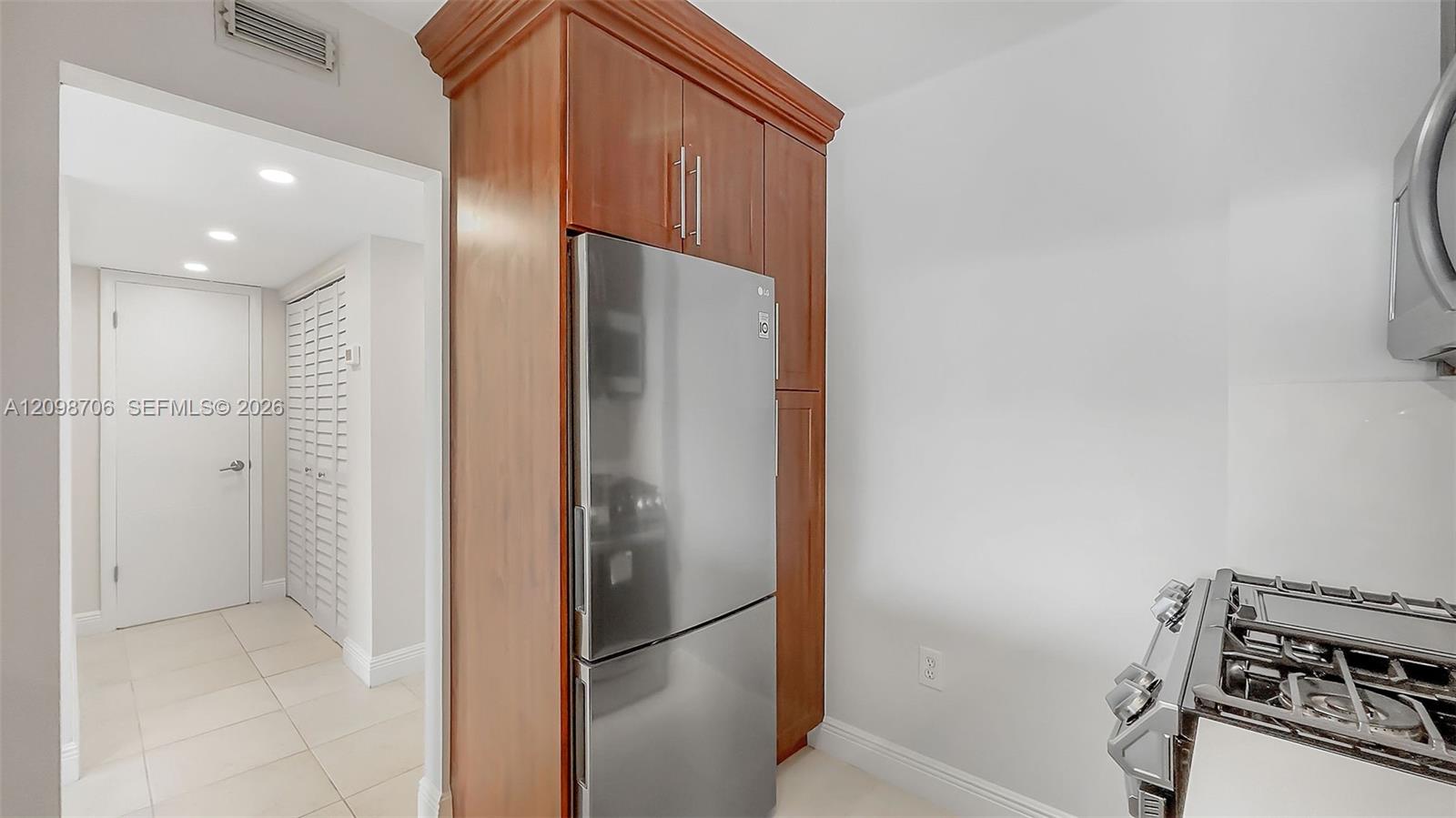 13120 Sw 92nd Avenue B-412 Property Photo 6