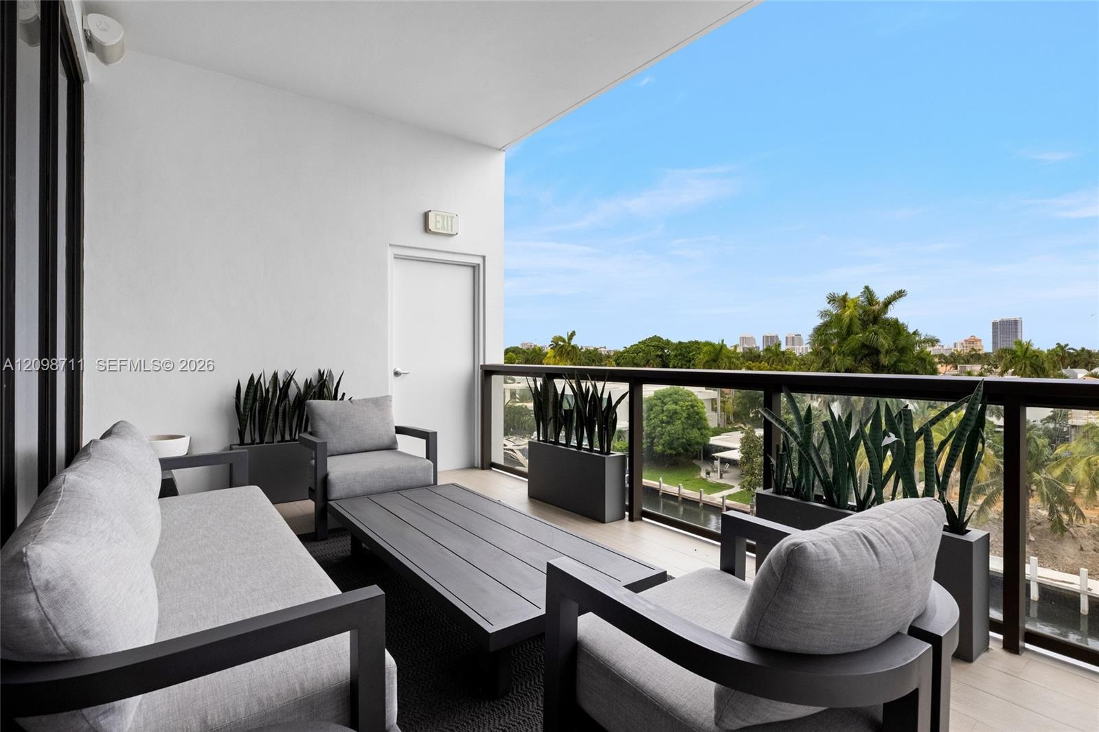 30 Isle Of Venice Drive Ph3 Property Photo 46
