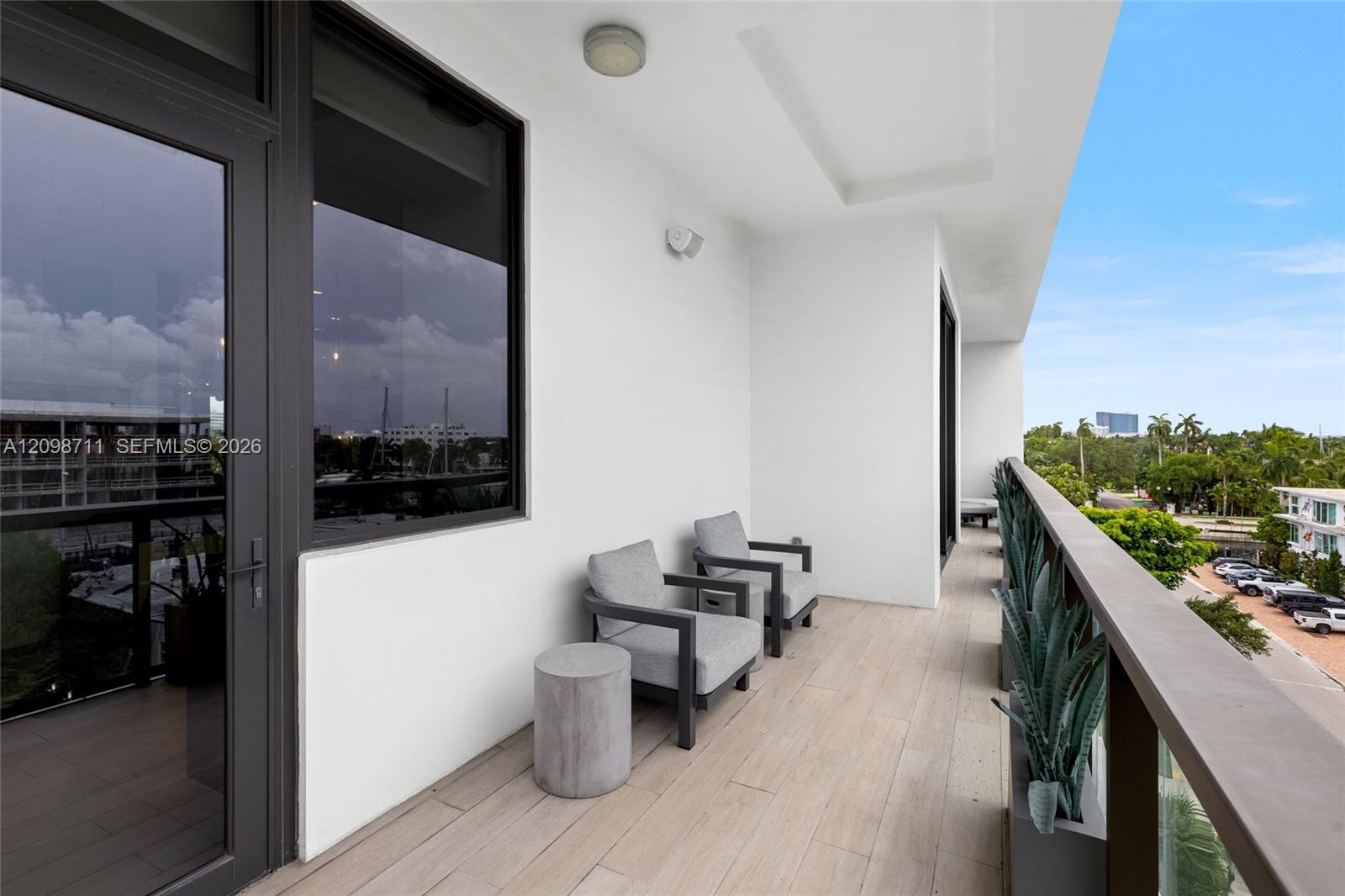30 Isle Of Venice Drive Ph3 Property Photo 53