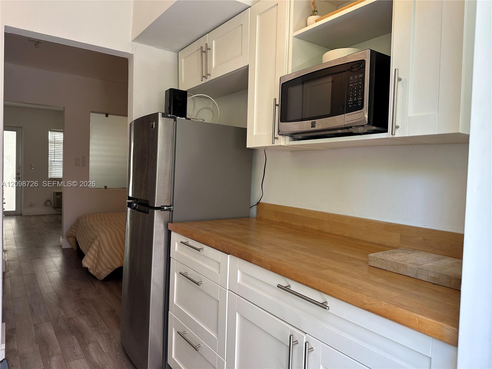 1235 Euclid Avenue 2 Property Photo 9