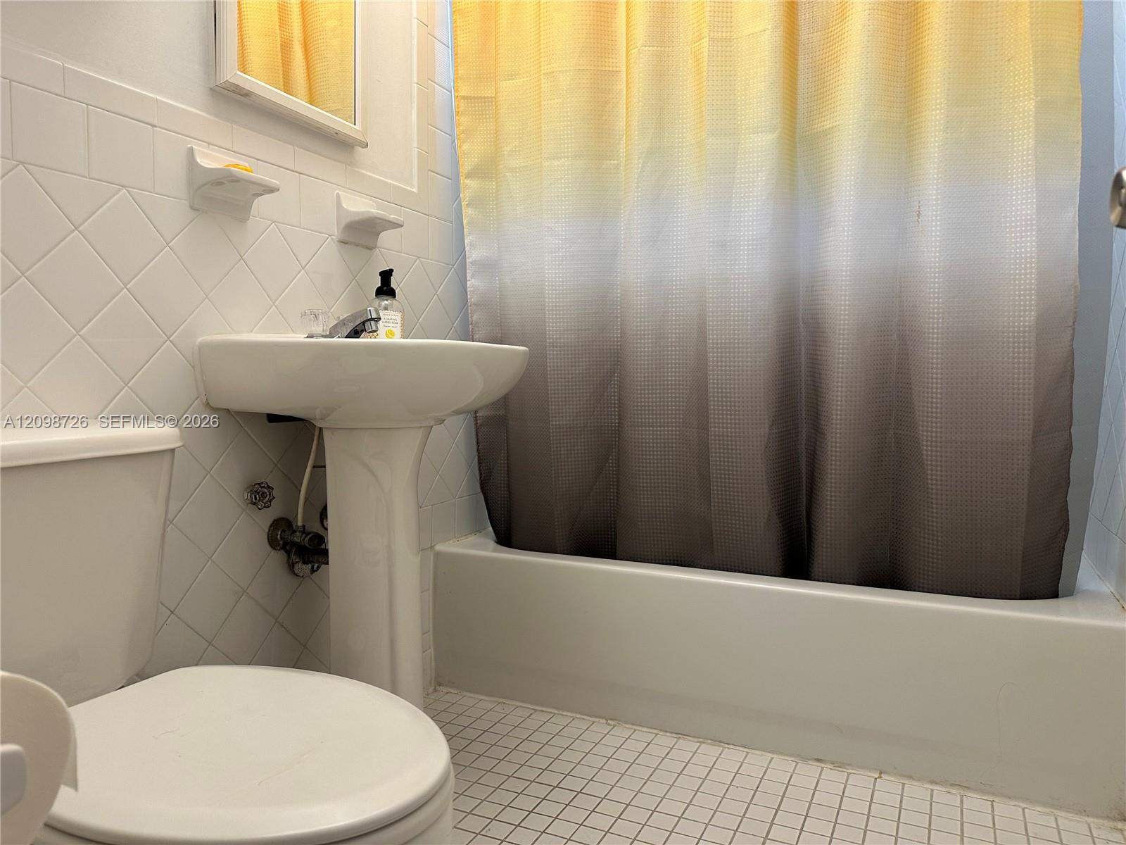 1235 Euclid Avenue 2 Property Photo 11