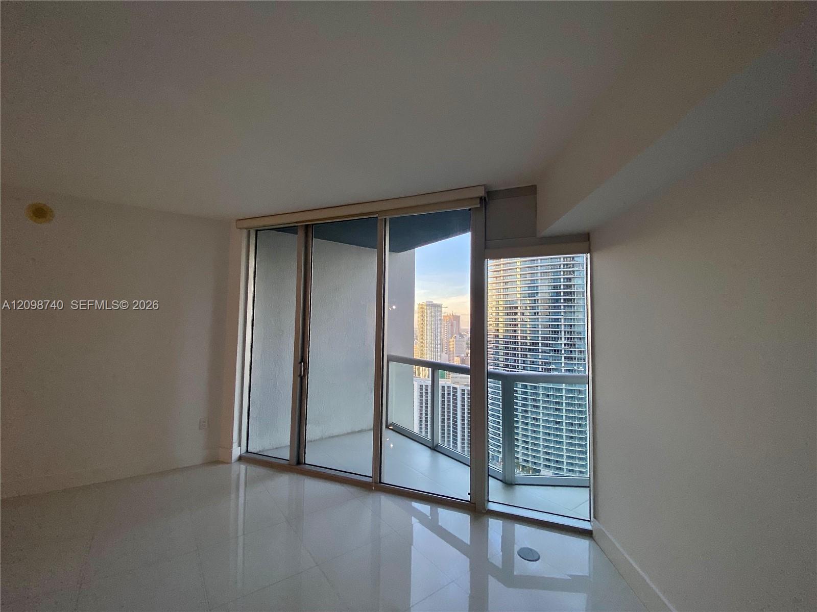 475 Brickell Avenue 3808 Property Photo 6