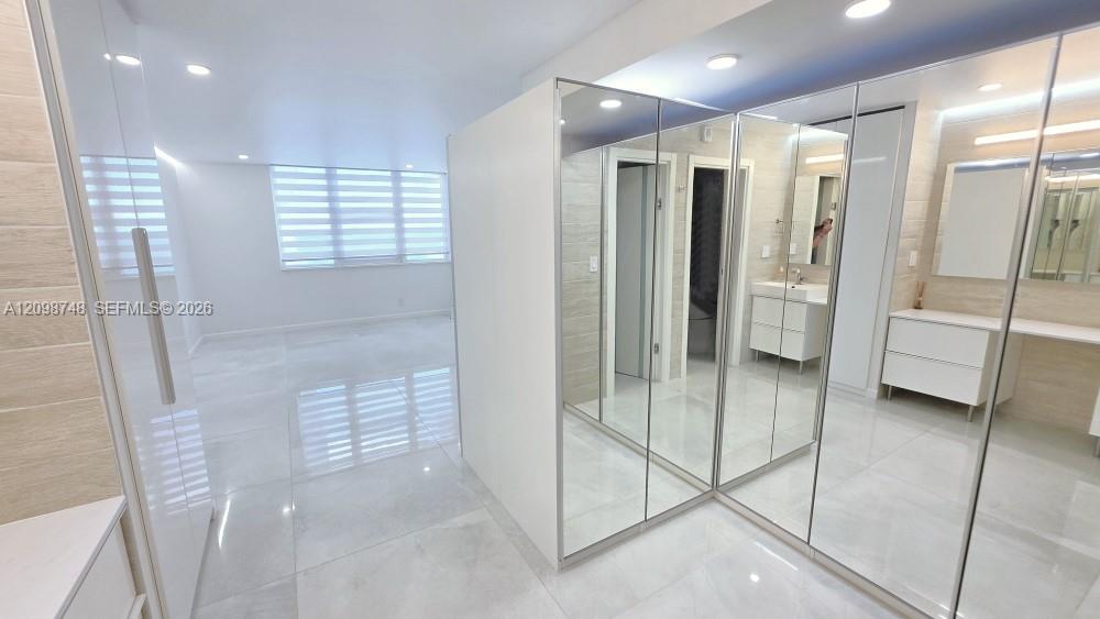 A12098748 Property Photo 3
