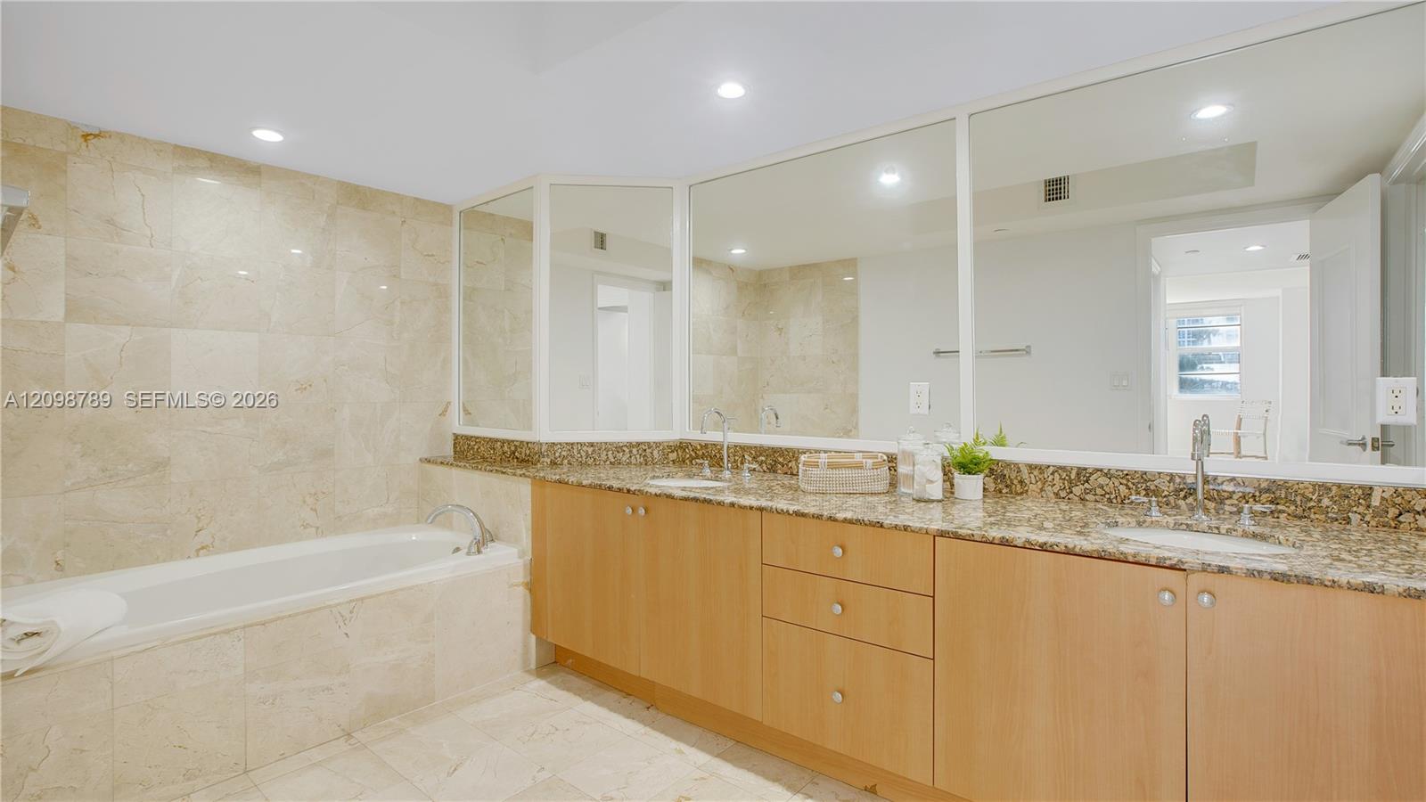 6917 Collins Avenue 705 Property Photo 15