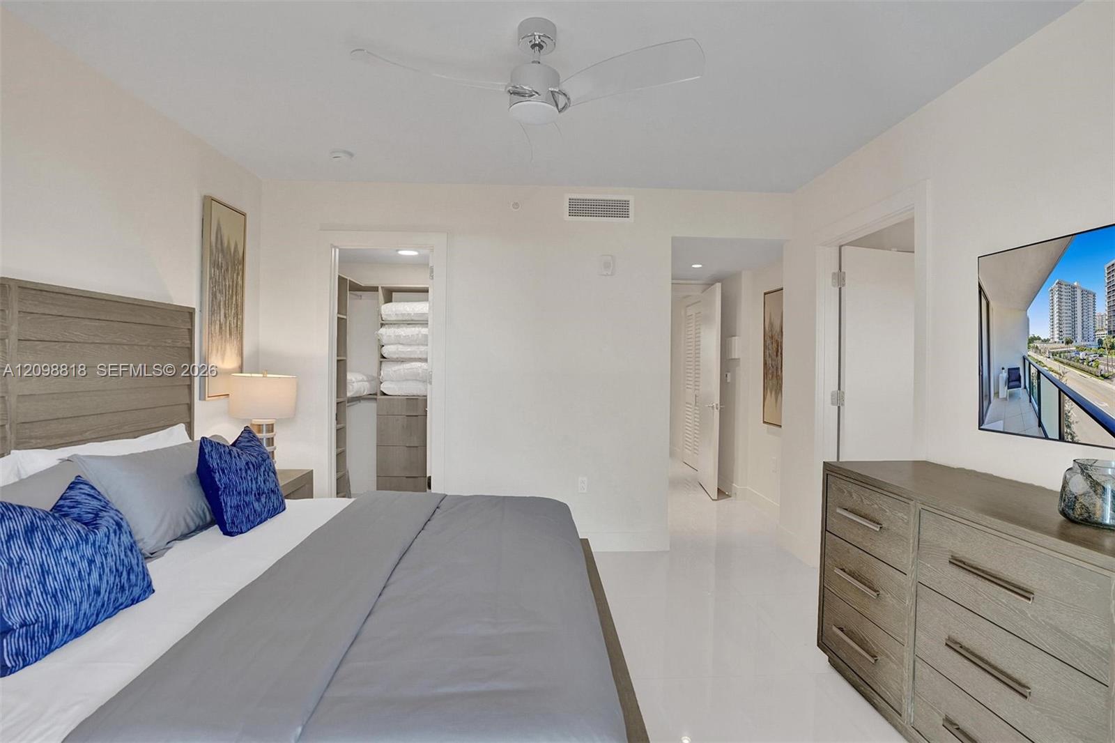 3040 N Ocean Boulevard N103 Property Photo 22