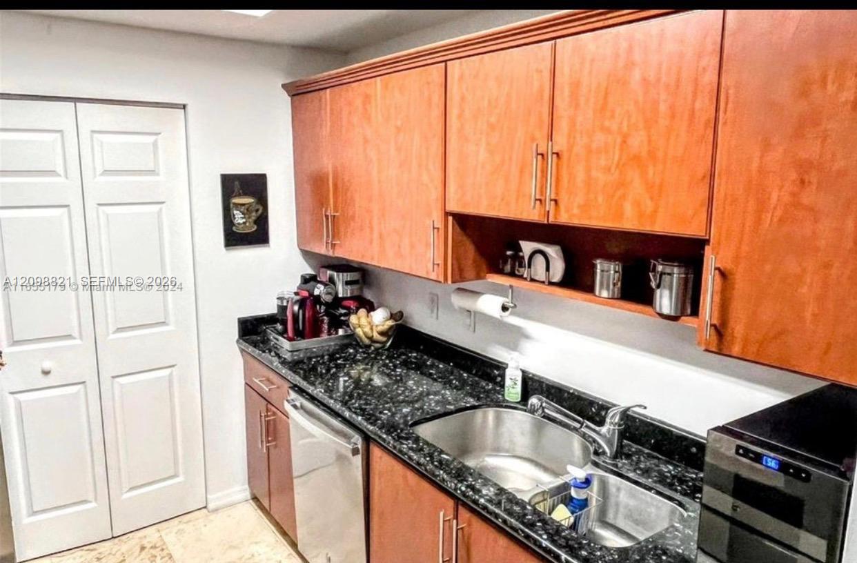 A12098821 Property Photo 5
