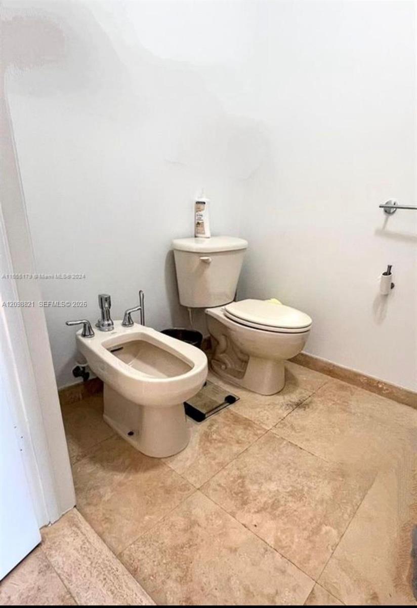 A12098821 Property Photo 8