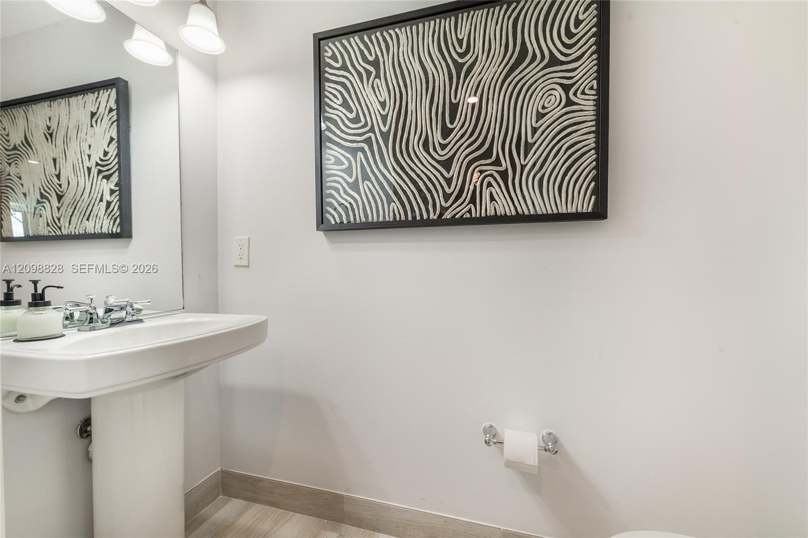 1300 Ponce De Leon Boulevard 800 Property Photo 12
